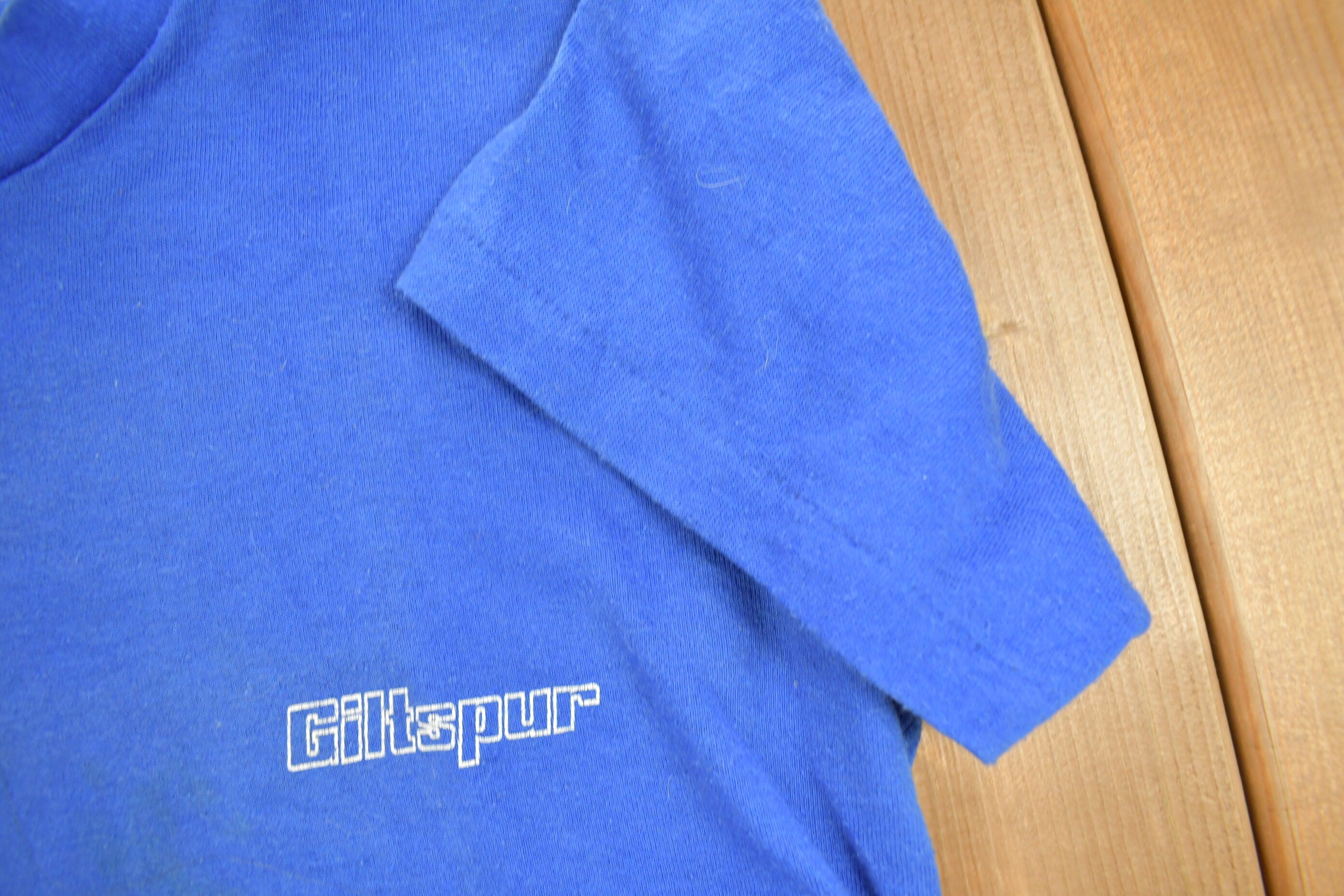 Vintage 1990s Giltspur The Exhibit Source Graphic T Shirt