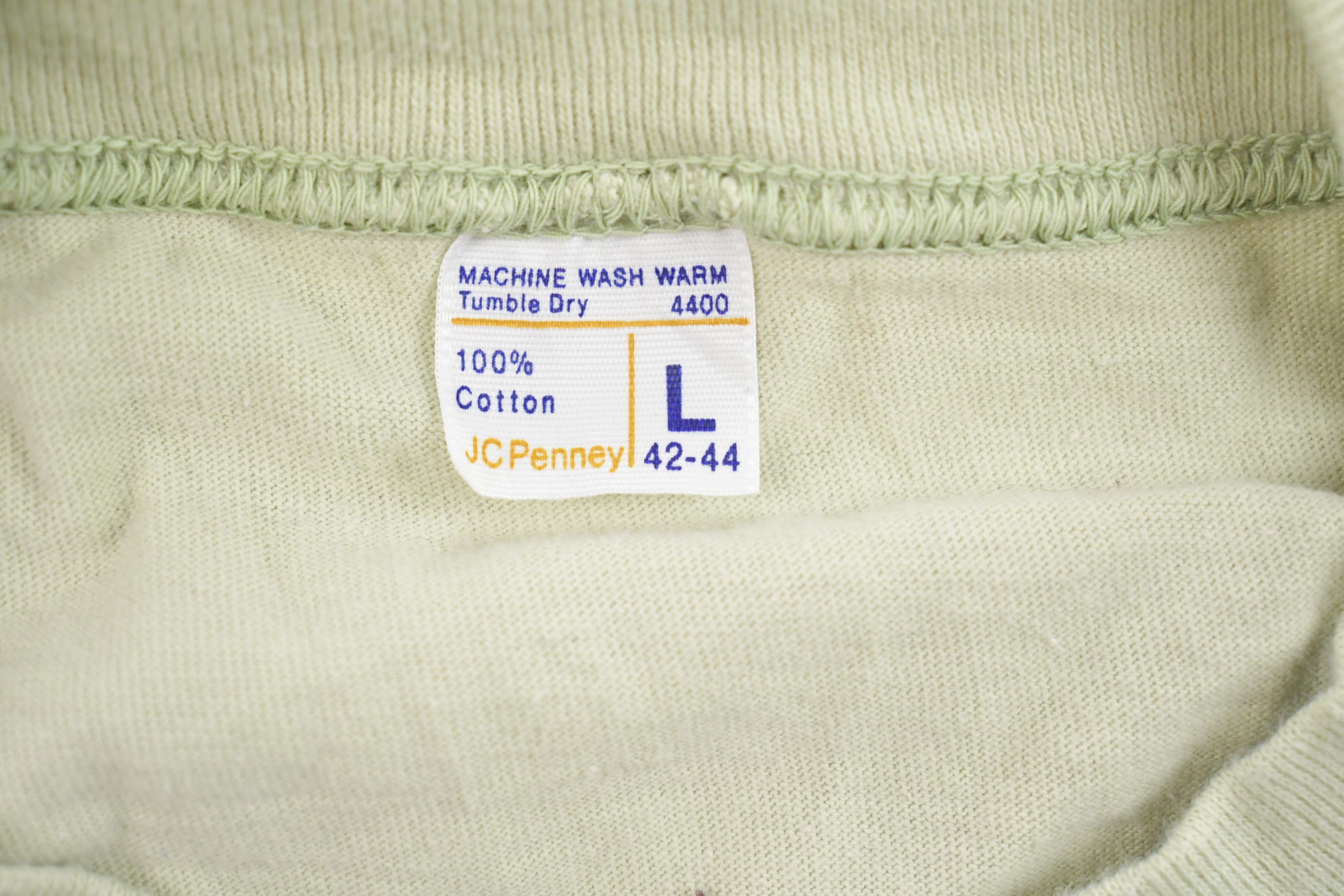 Vintage 1981 Funny Graphic T-Shirt