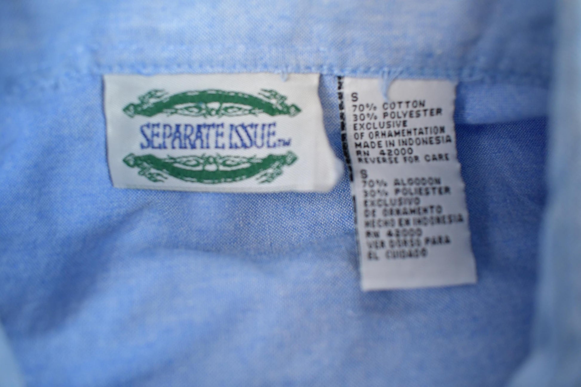 Vintage 1990s Separate Issue Floral Embroidered Jean Short Sleeve Button Up Shirt