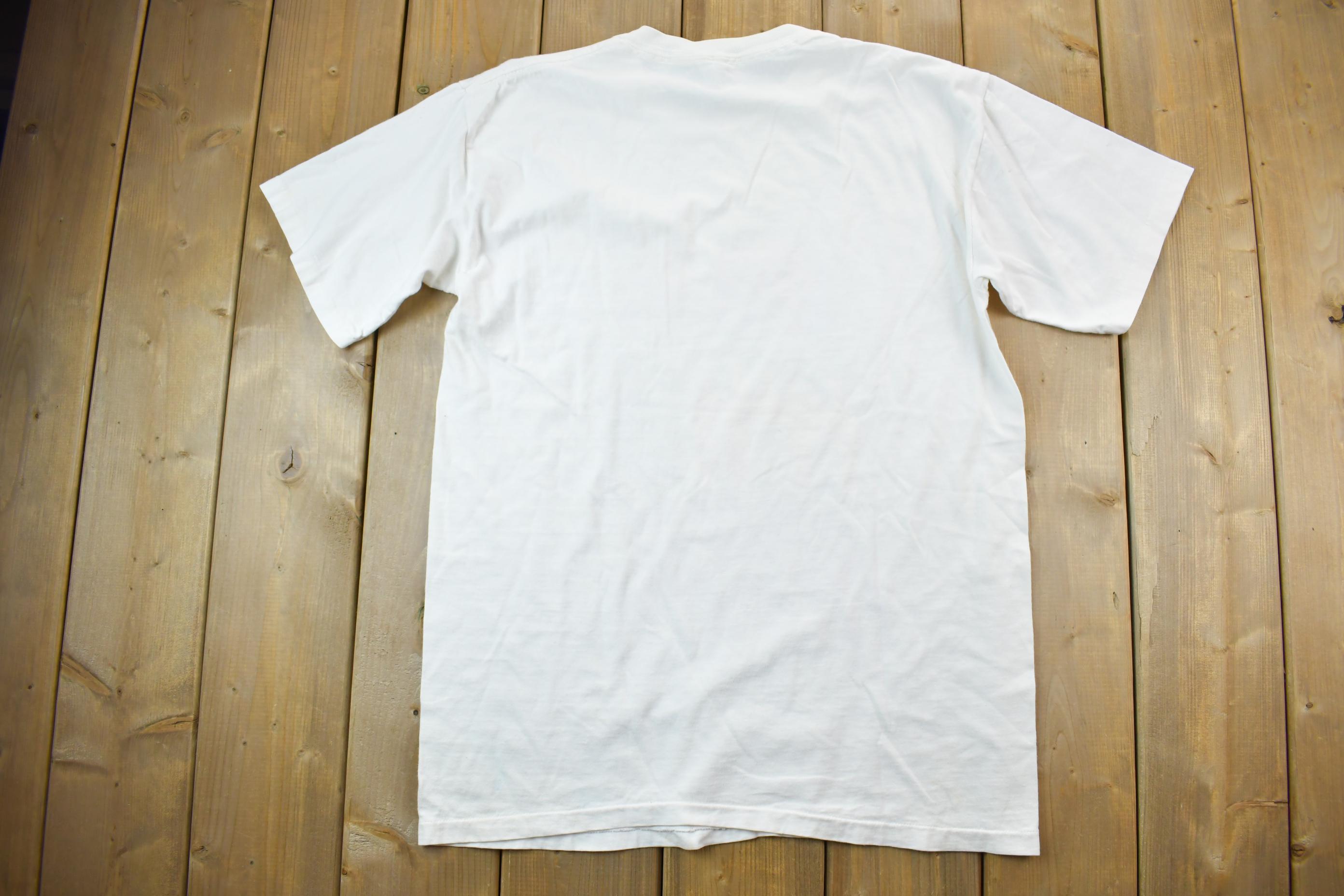 Vintage 1990s Cat Theme Graphic T-Shirt