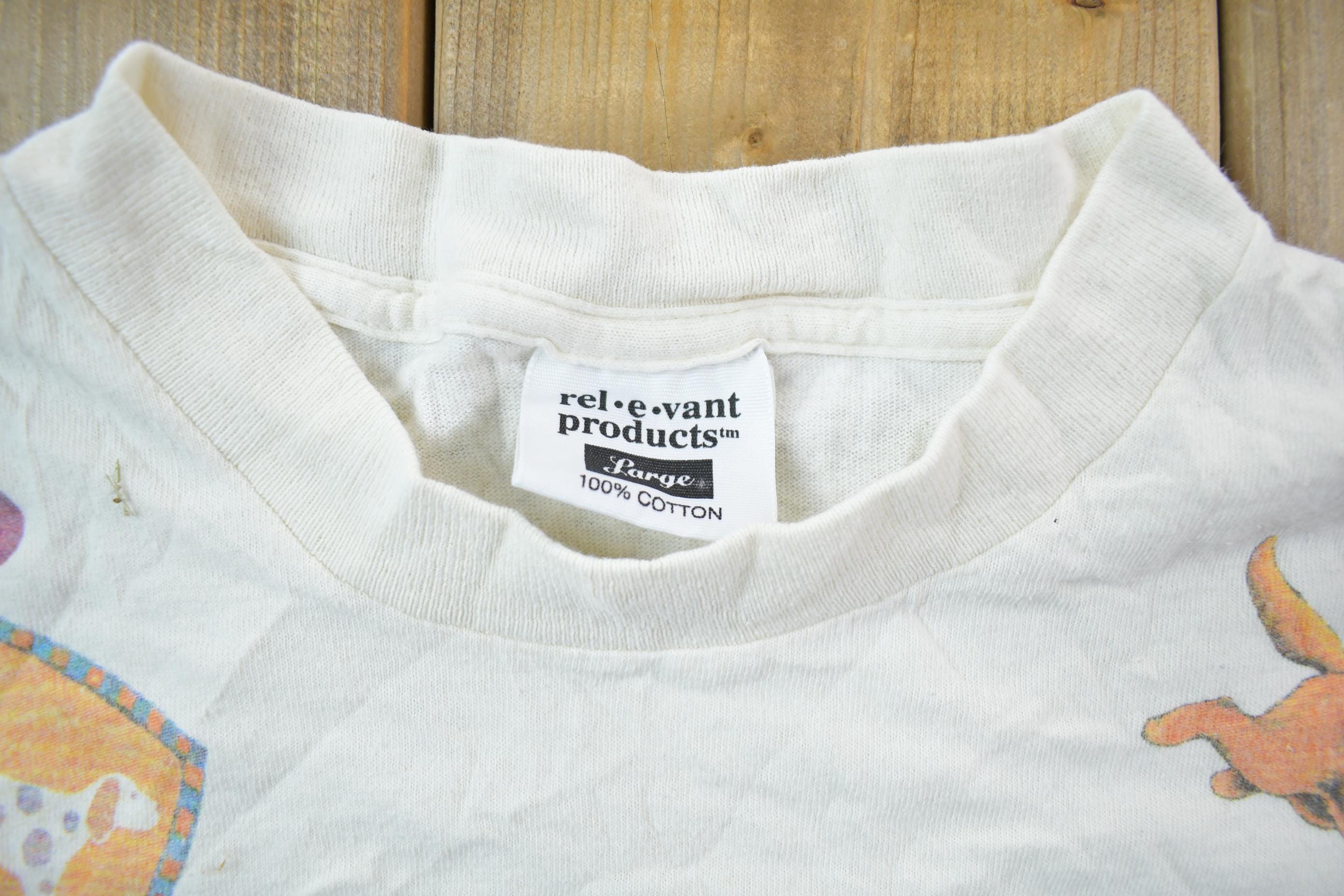 Vintage 1990s Dog Theme Graphic T-Shirt  Made In USA  Single Stitch  Streetwear  Nature T-Shirt  Outdoorsman