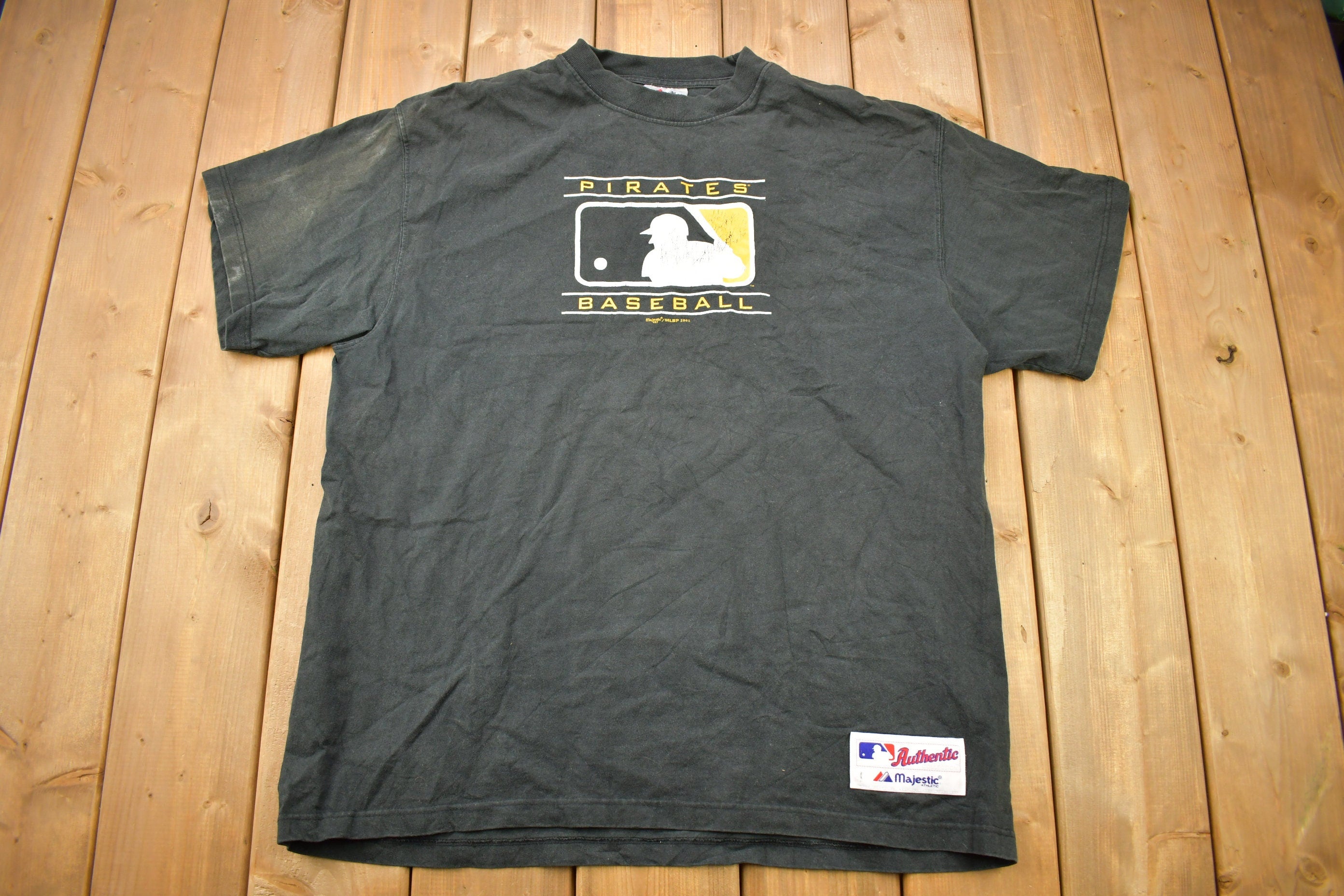 Vintage 2001 Pittsburgh Pirates MLB Graphic T-Shirt