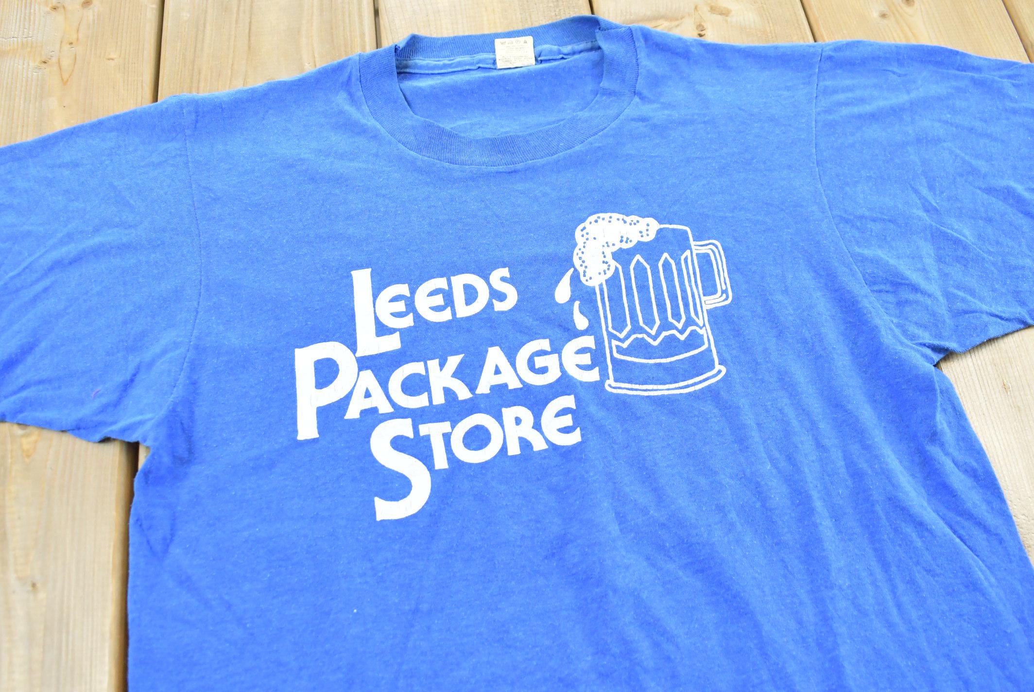 Vintage 1990s Leeds Package Store Beer Souvenir Promotional T-Shirt Men's S / Made in USA / Bar Tee / 90s Streetwear / Screen Stars