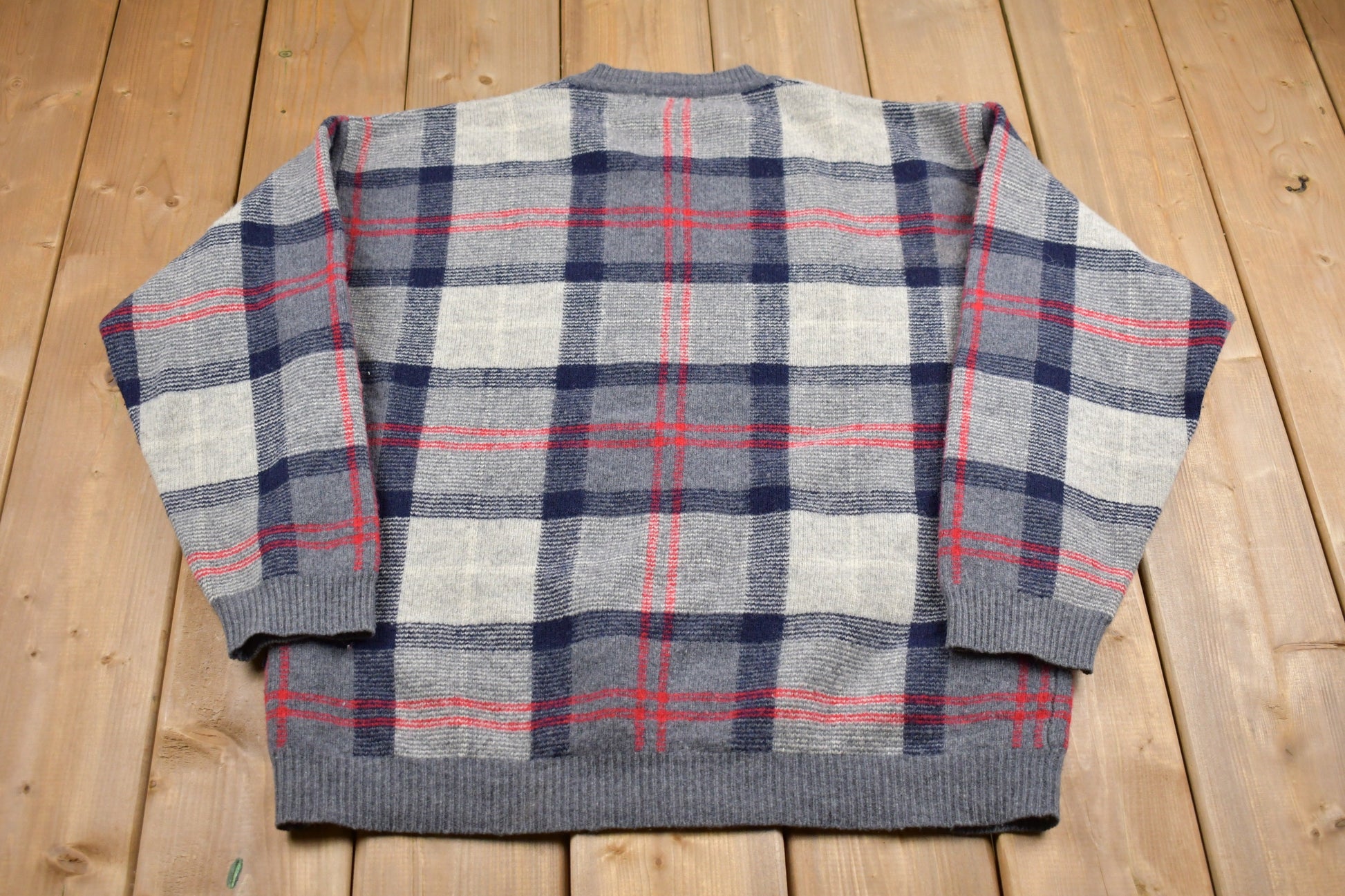 Vintage 1980s Nautica Plaid Knitted Sweater / Vintage 80s V-Neck / Pattern Sweater / Outdoor / Hand Knit / Pullover Sweatshirt