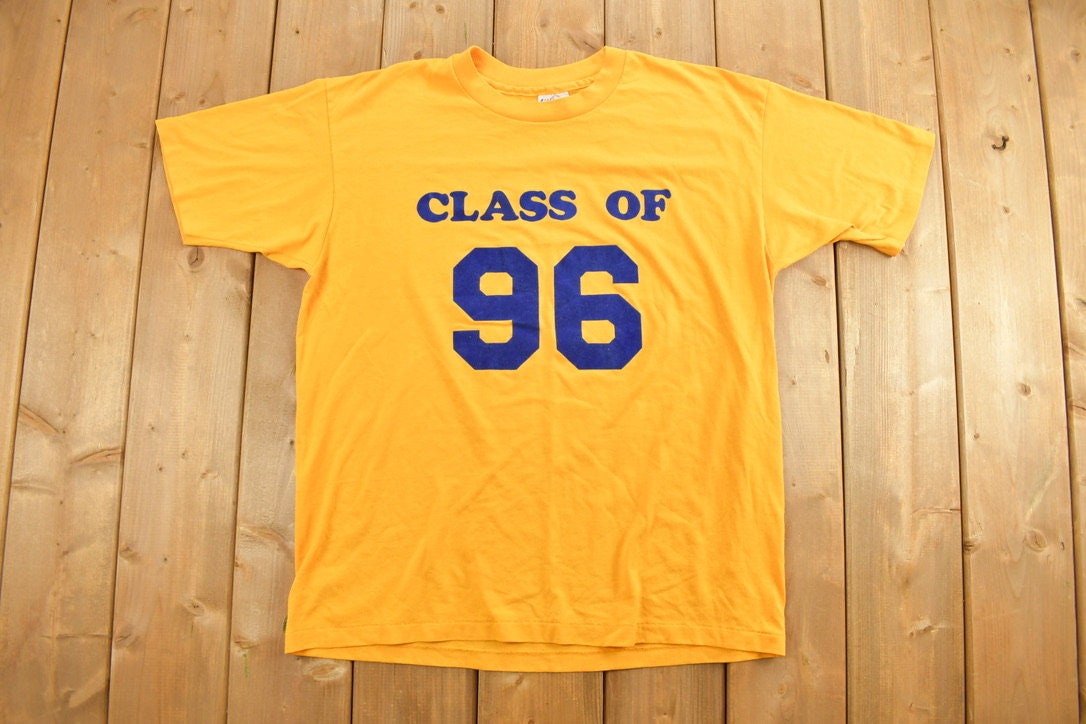 Vintage 1996 Class Of 96 Colligate Graphic T-Shirt