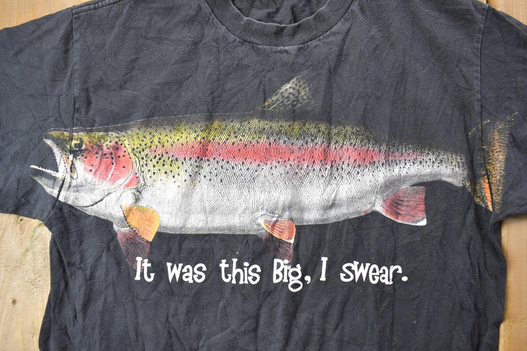 Vintage 1990s Fishing This Big Theme Graphic T-Shirt