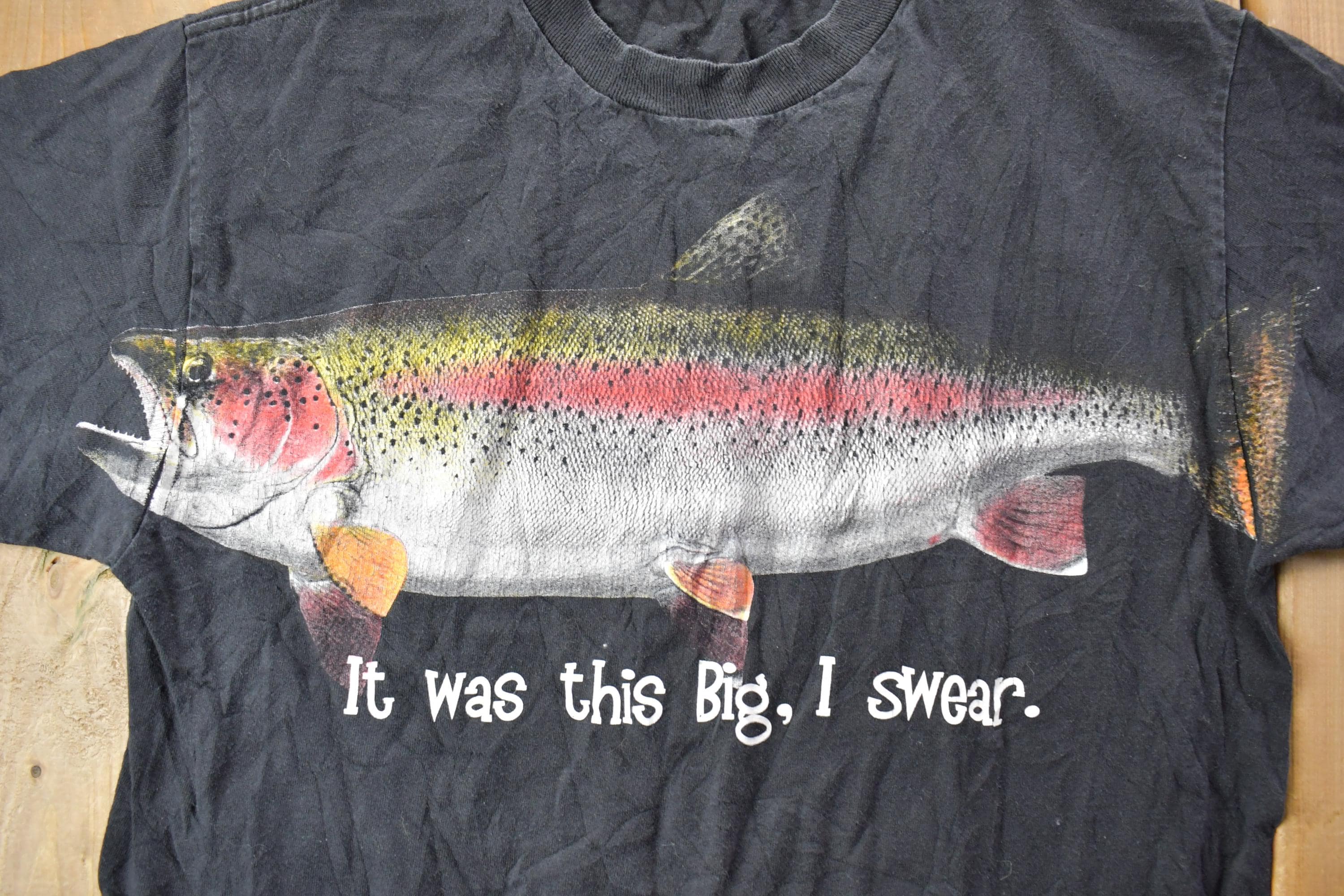 Vintage 1990s Fishing This Big Theme Graphic T-Shirt