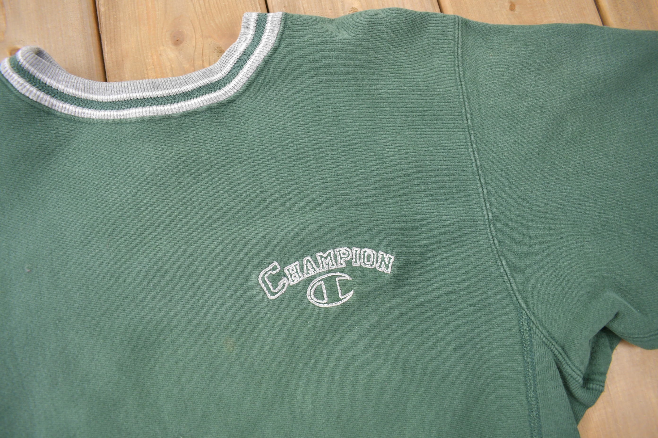 Vintage 1990s Champion Reverse Weave Small Logo Crewneck Sweatshirt