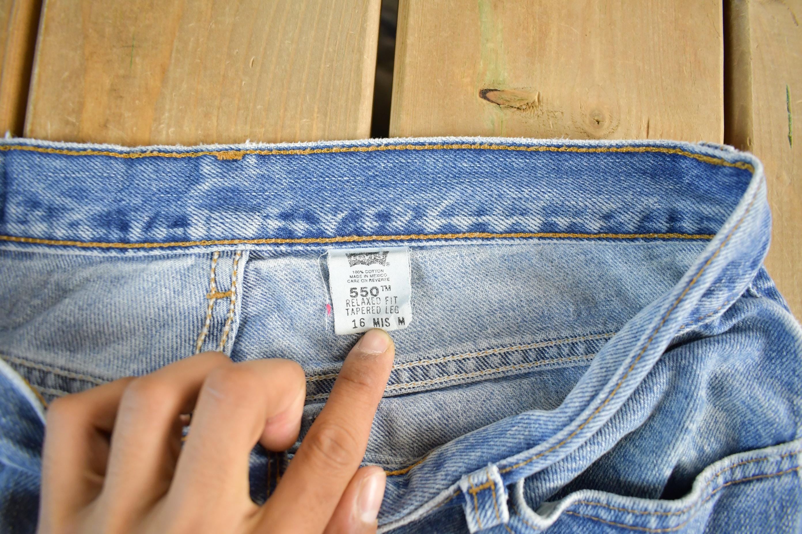 Vintage 1990s Levi's 550 Denim Jeans Women's 34 x 30