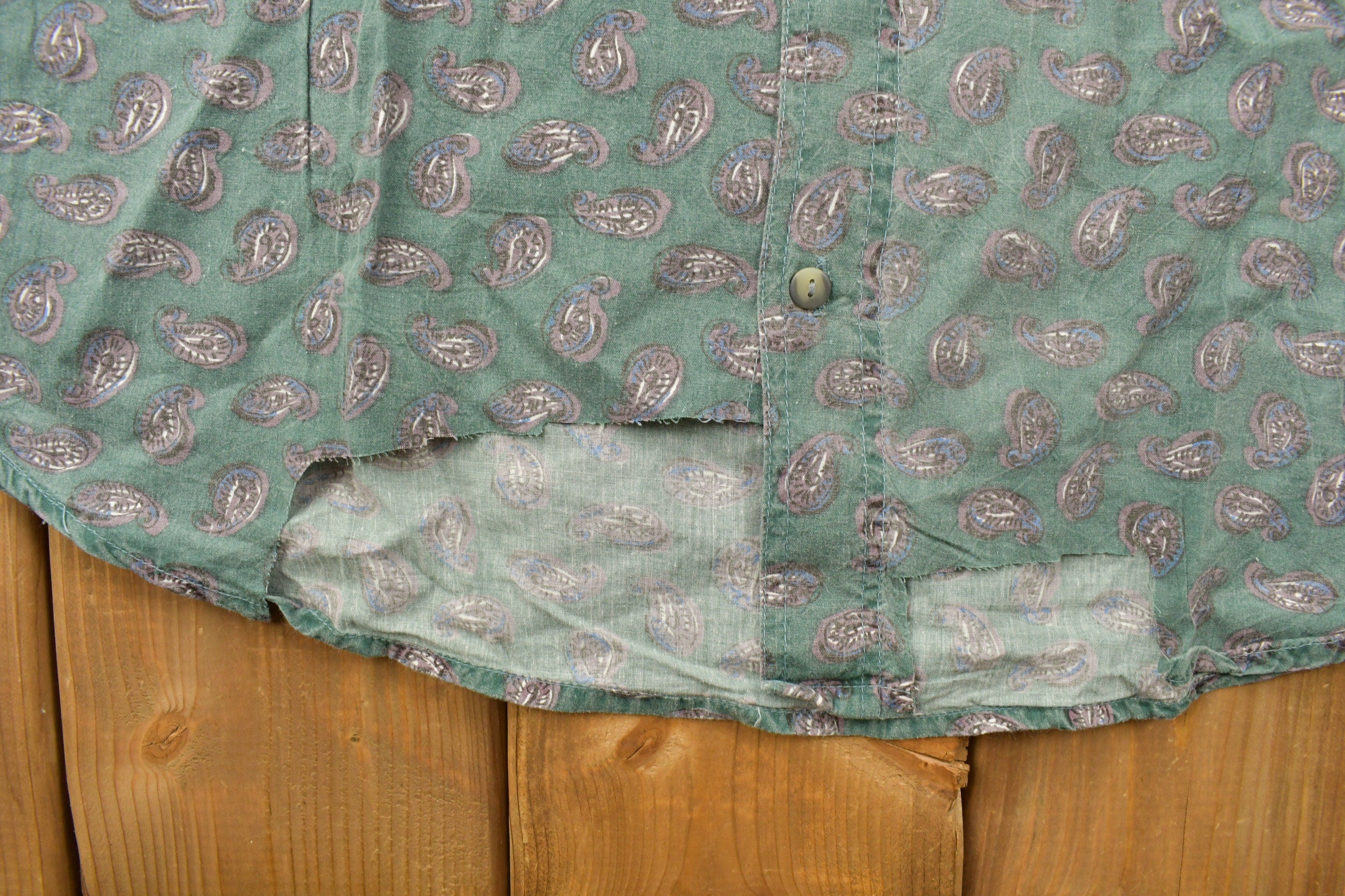 Vintage 1990s Pause Paisley Button Up Shirt / 1990s Button Up / Vintage Button Up / Basic Button Up / Paisley Pattern / Paisley Button Up