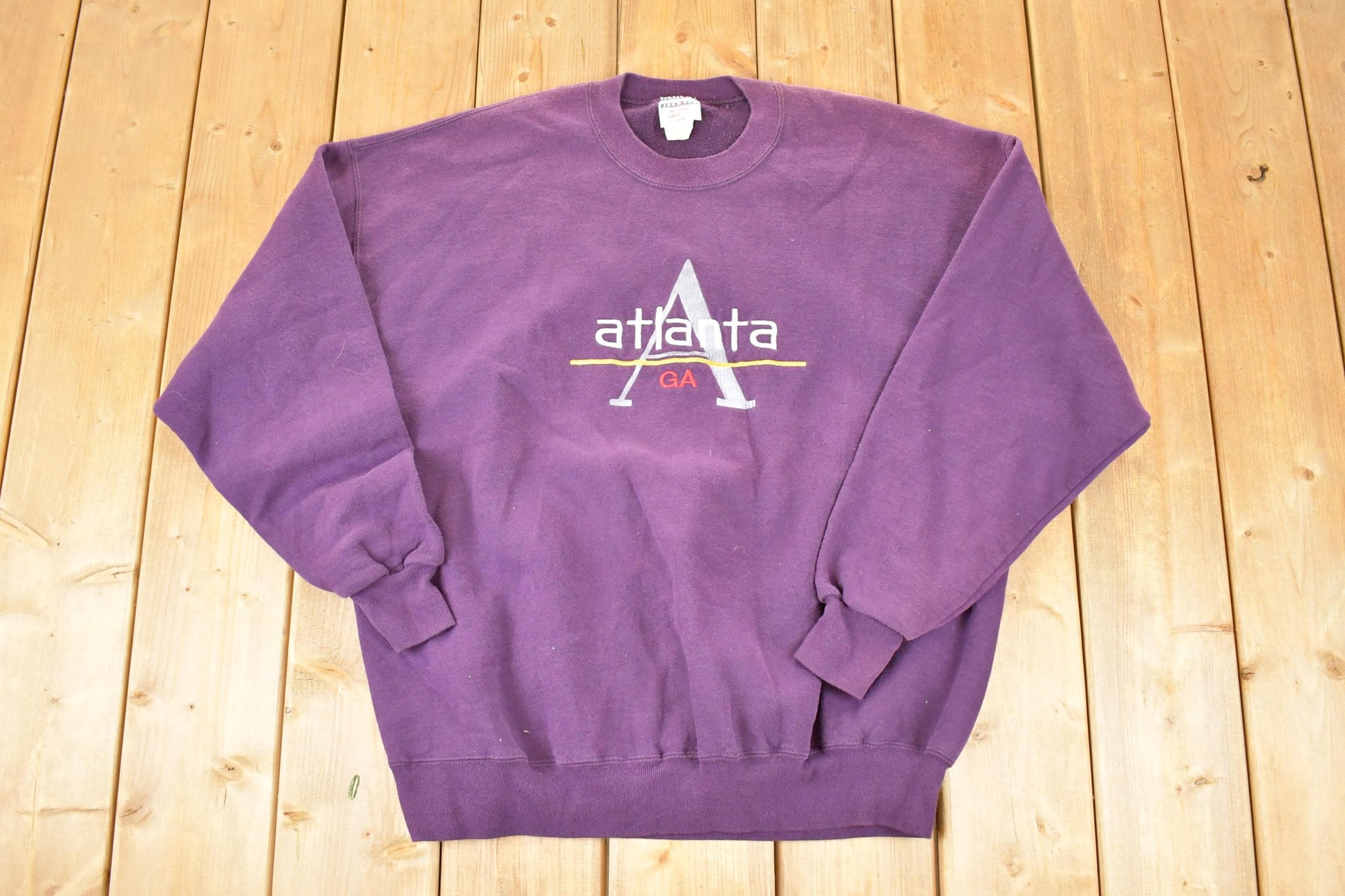 Vintage 1990s ATlanta Georgia Embroidered Crewneck Sweatshirt Men's XL