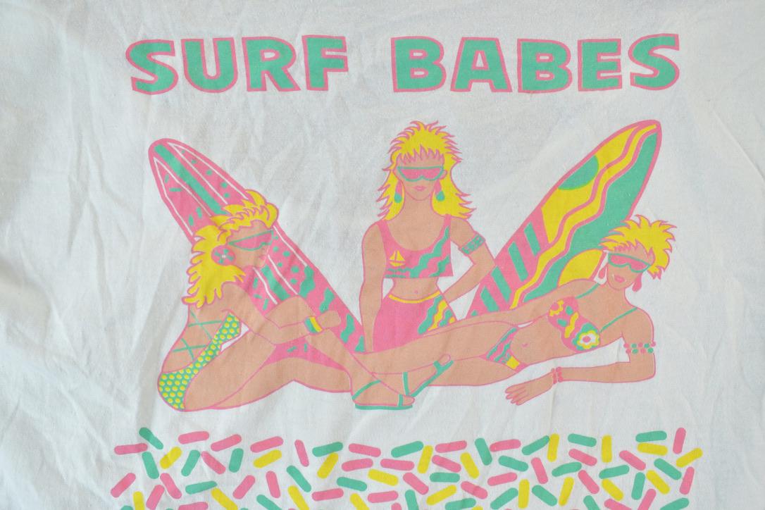 Vintage 1990s Surf Babes Oversized Single Stitch T-Shirt