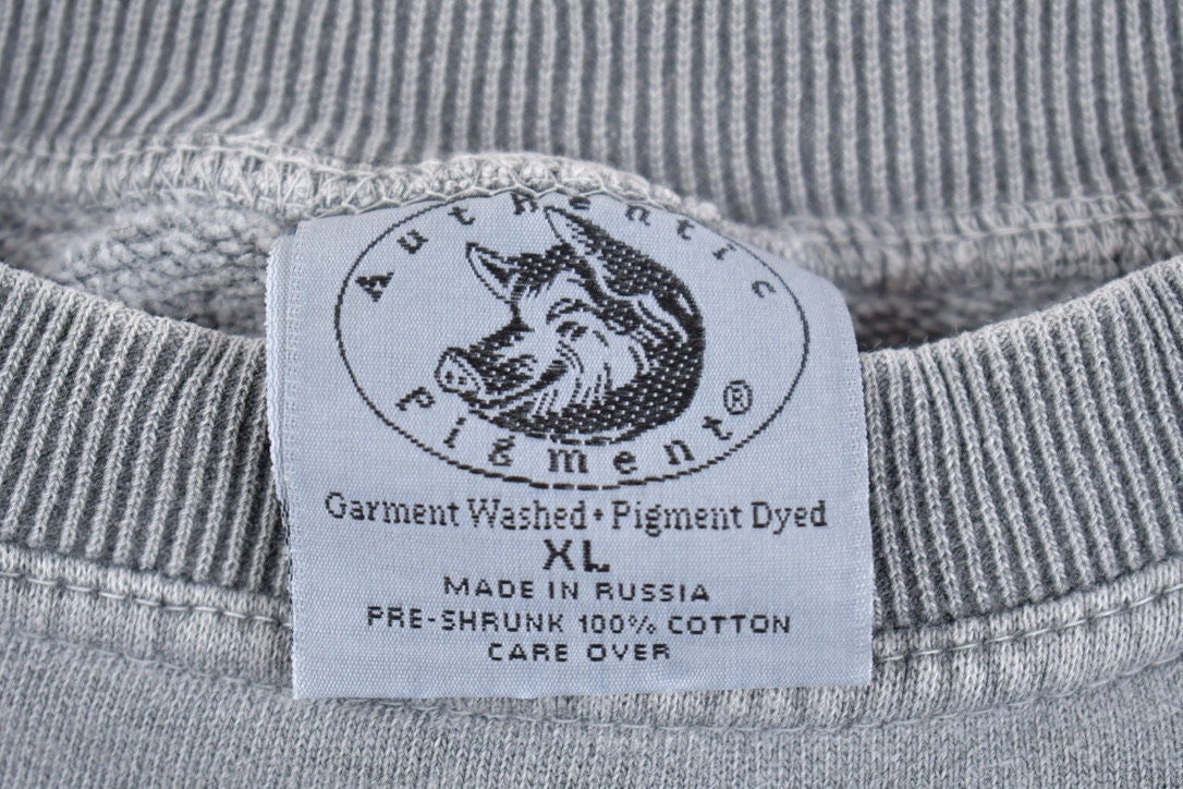 Vintage 1990s Authentic Pigment Blank Grey Crewneck Sweatshirt