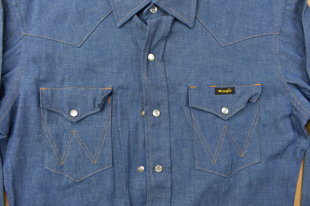 Vintage 1990s Wrangler Western Style Denim Snap Button Shirt