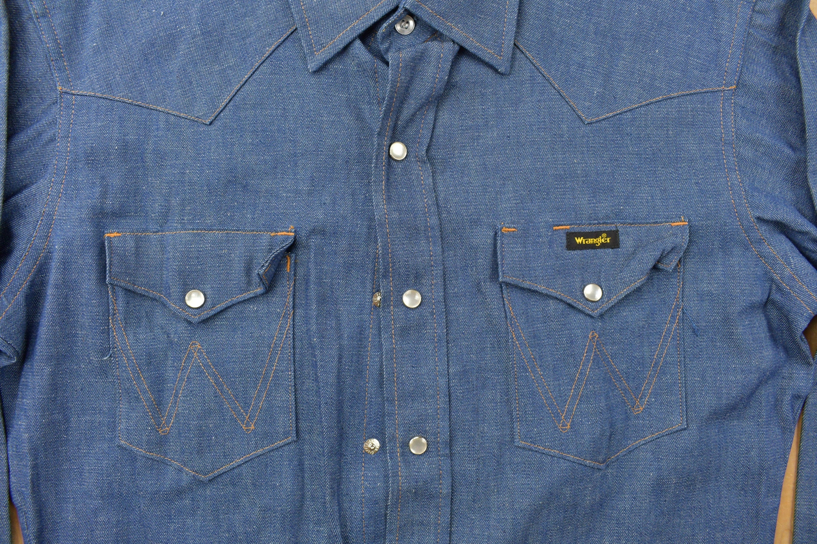 Vintage 1990s Wrangler Western Style Denim Snap Button Shirt