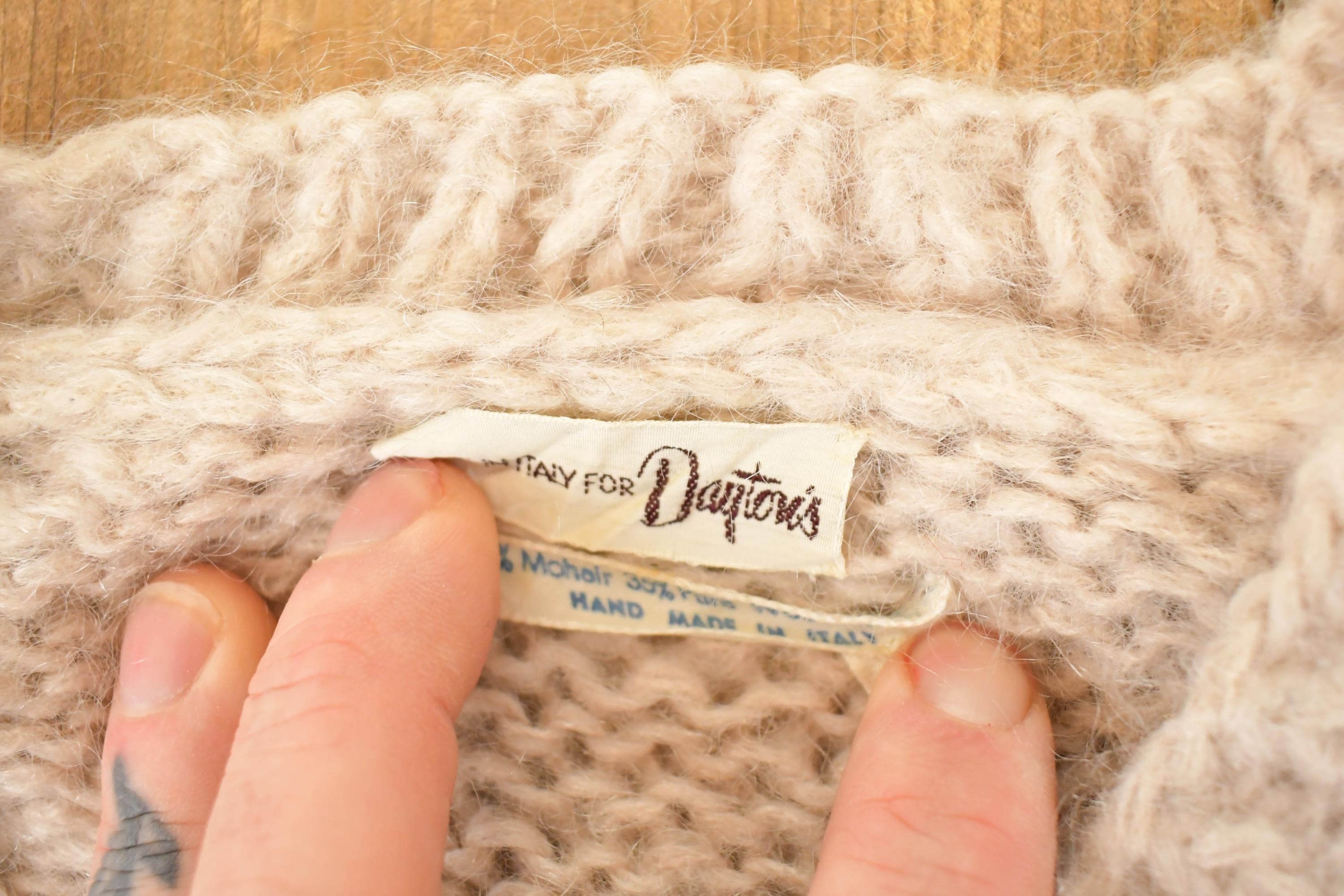 Vintage 1970s Daytons Hand Cable Knit V Neck Sweater Women's S