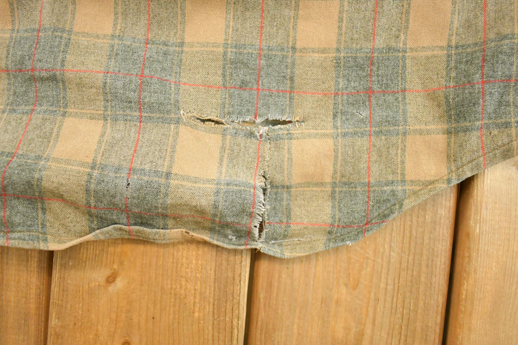 Vintage 1980s Wool Plaid Outdoorsman Heavyweight Button Up Shirt Men's M