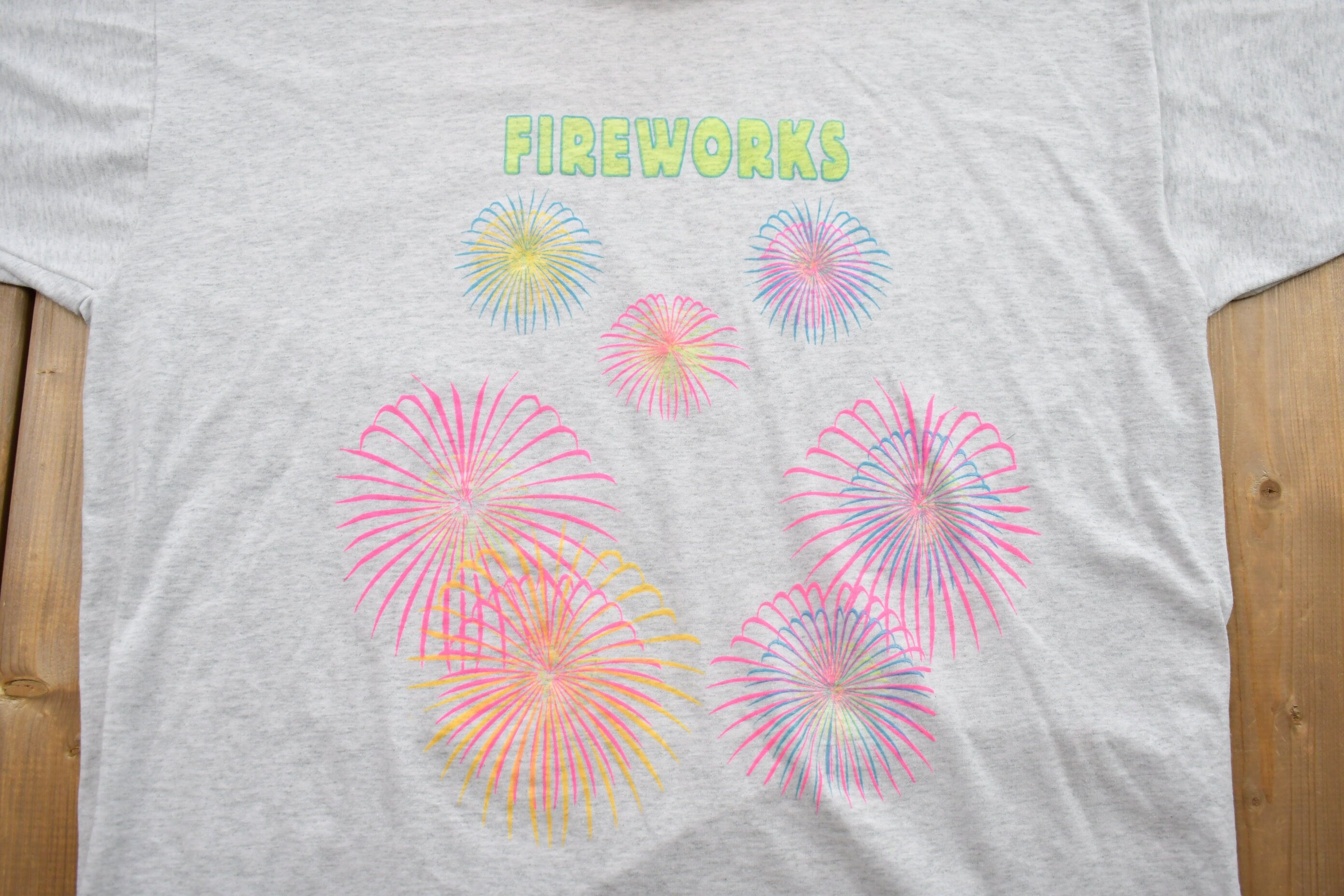 Vintage 1990s Fireworks Theme Graphic T Shirt