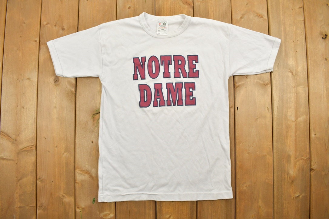 Vintage 1990s Notre Dame University Collegiate T-Shirt / NCAA Tee / Americana / Sportswear / Made In Canada / Athleisure / Sports
