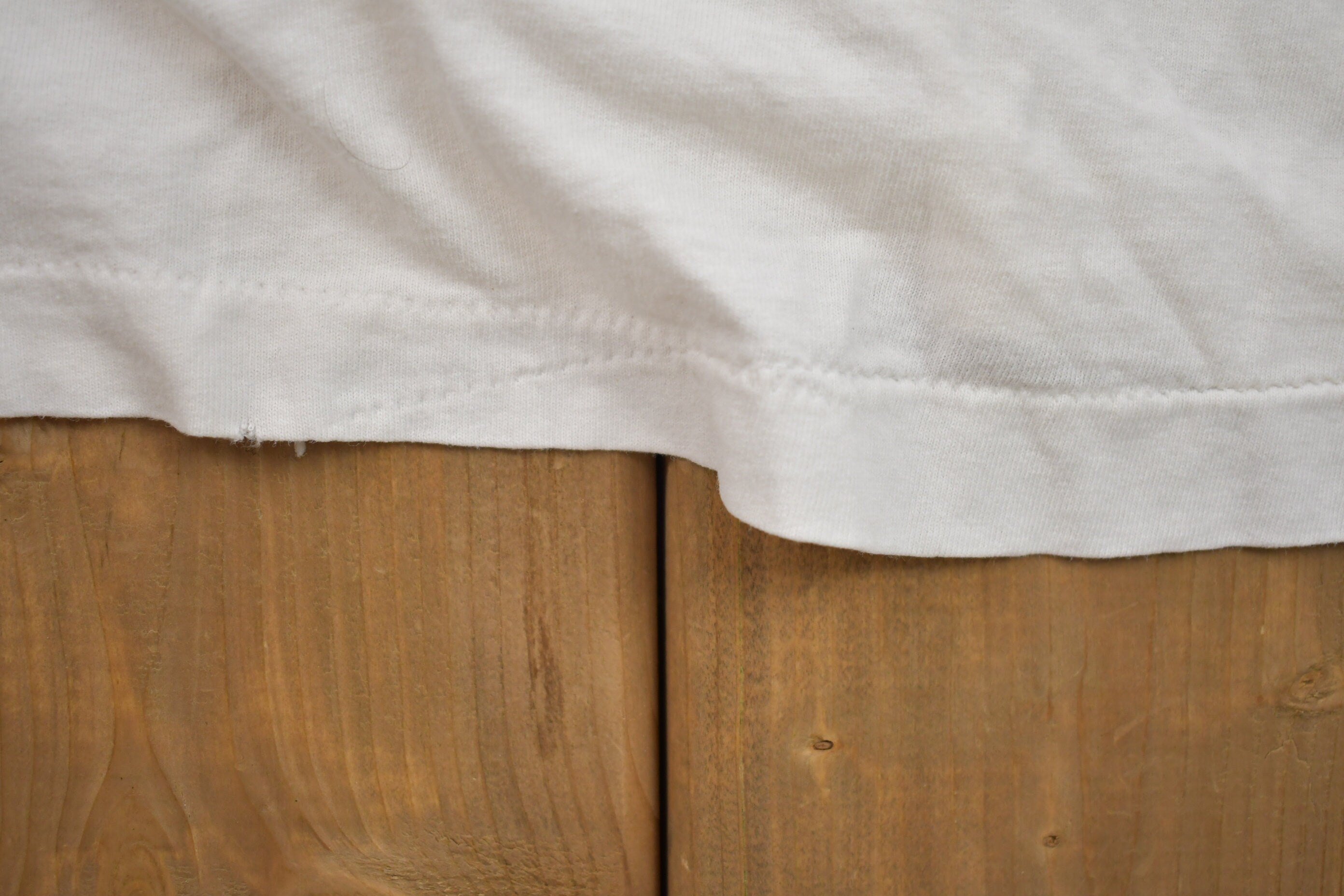 Vintage 1990s Hanes Simple Blank White T-Shirt