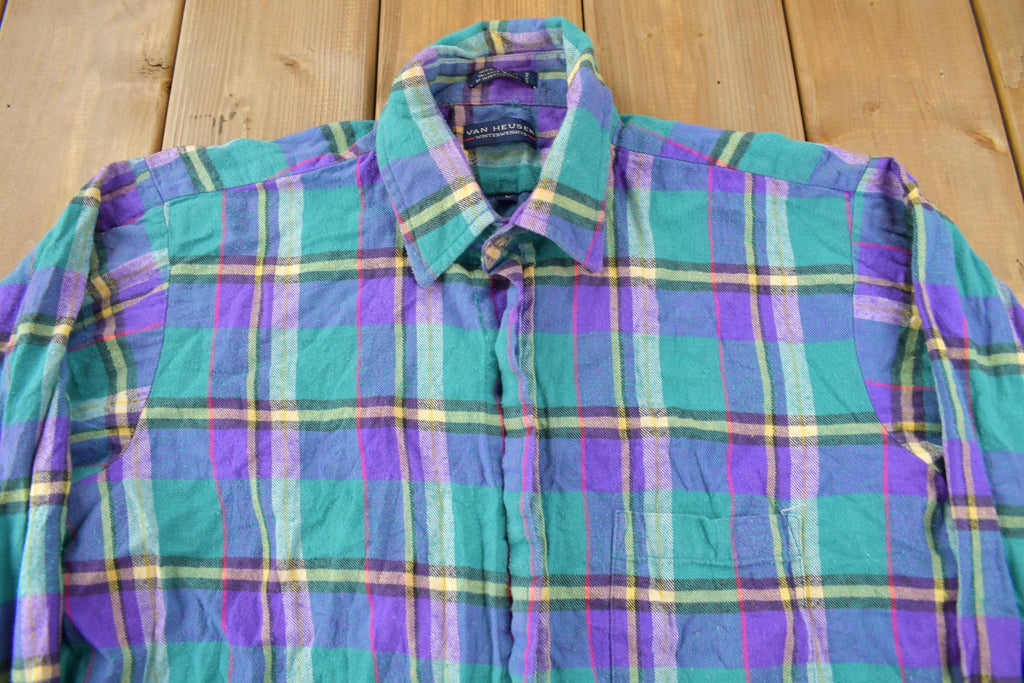 Vintage 1990s Van Heusen Plaid Button Up Shirt