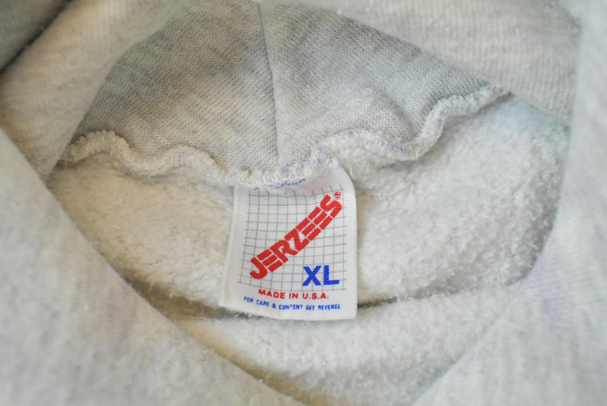 Vintage 1990s Kennebunkport Sailboat Hoodie Sweatshirt Mens L / Embroidered / Made in USA / Streetwear/ Americana / Maine