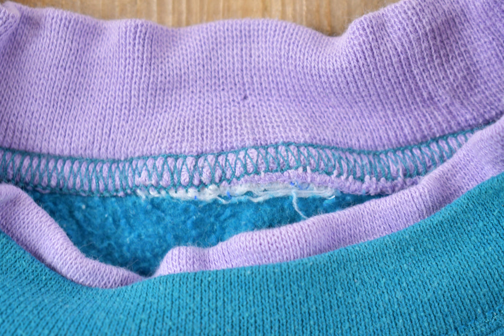 Vintage 1990s Cute Leaf Theme Crewneck Sweater
