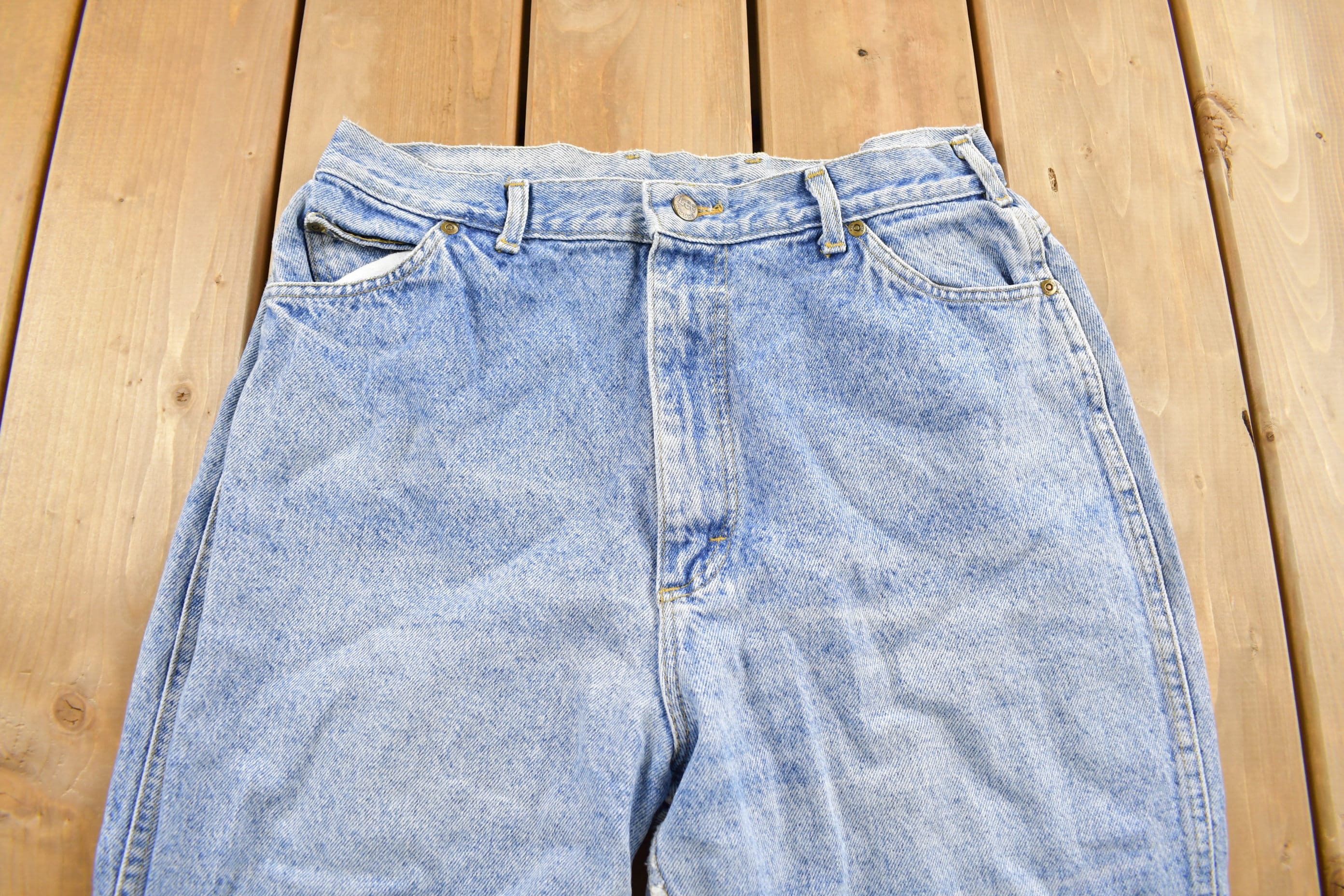 Vintage 1980s Lee Light Wash Denim Women's Jeans Size 32 x 28