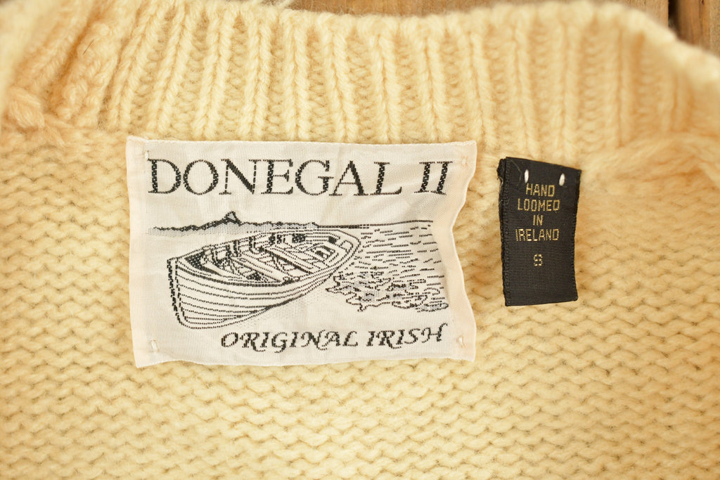 Vintage 1990s Beige Diamond Pattern Knitted Cardigan Sweater / Vintage Cardigan / Button Up / Blank Cardigan / 90s Sweater / 3D Knit