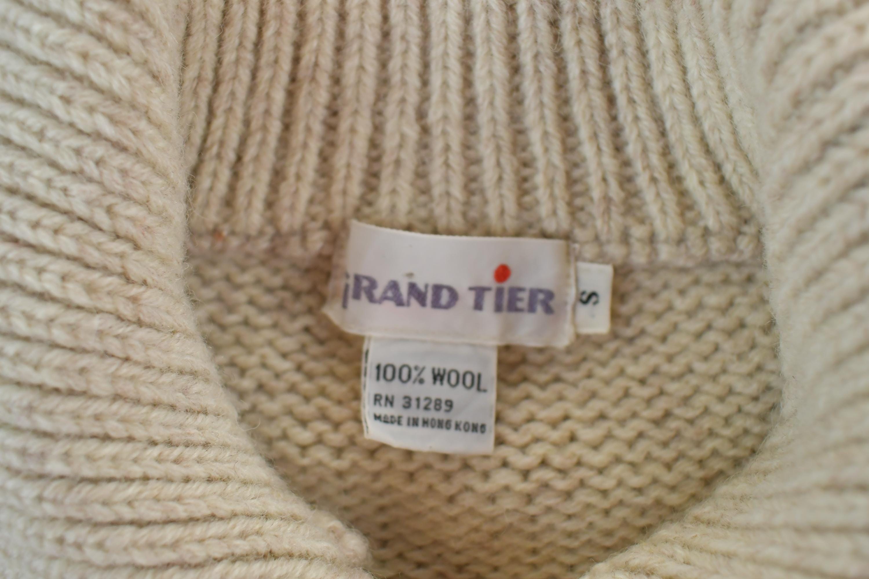 Vintage 1990s Grand Tier 100% Wool Button Up Cable Knit Crewneck Sweater