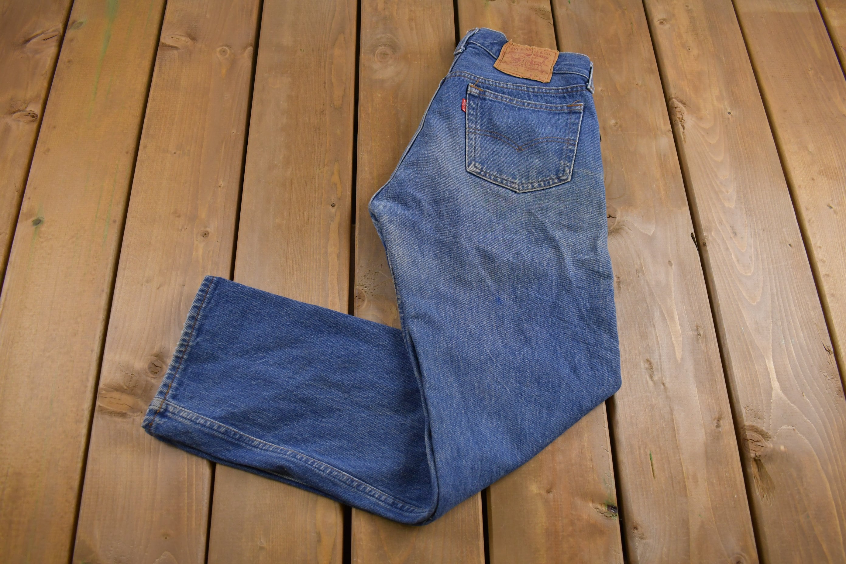 Vintage 1990s Levi's 501 Red Tab Jeans Size 28 x 27