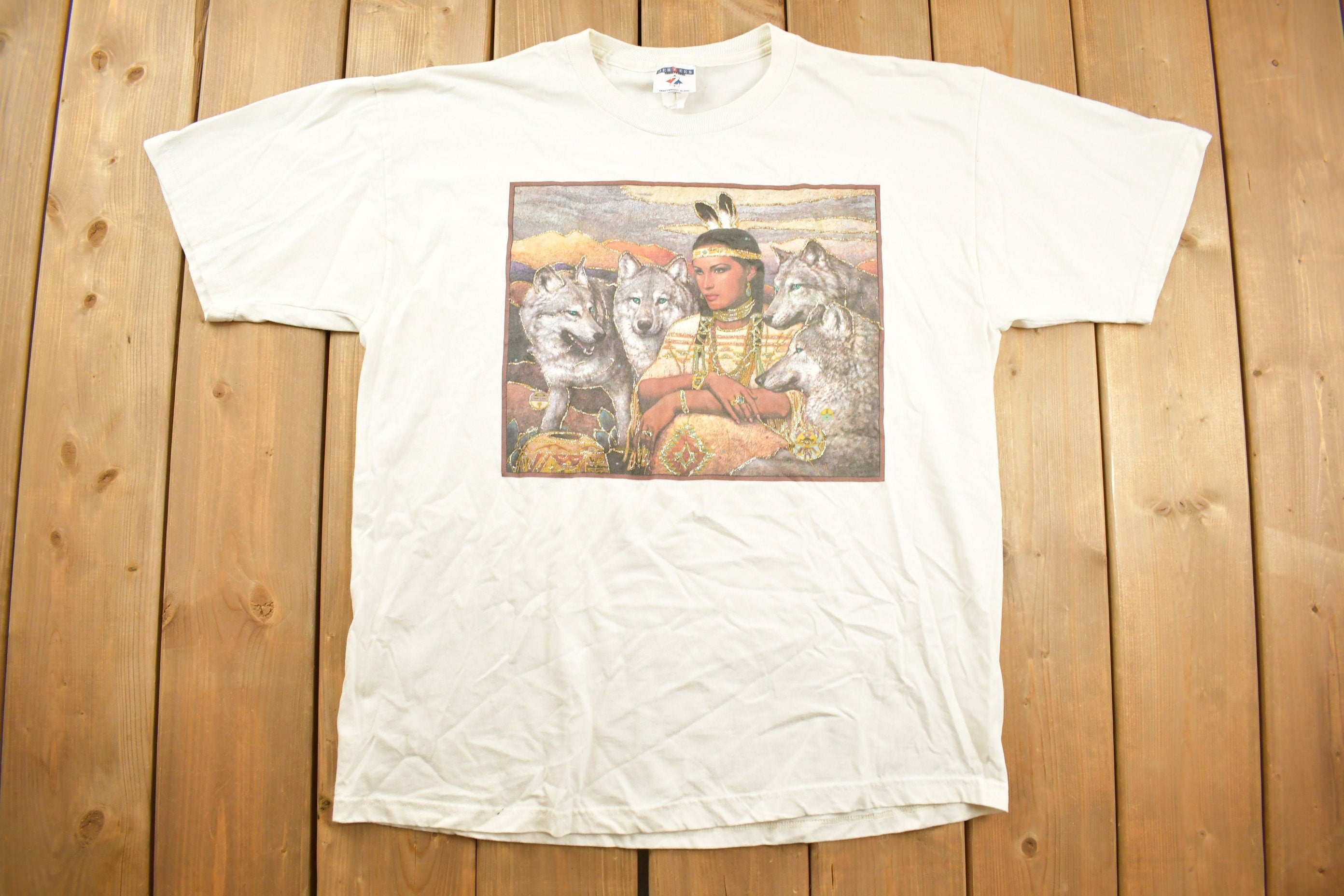 Vintage Y2K Native American Wolf Theme T Shirt