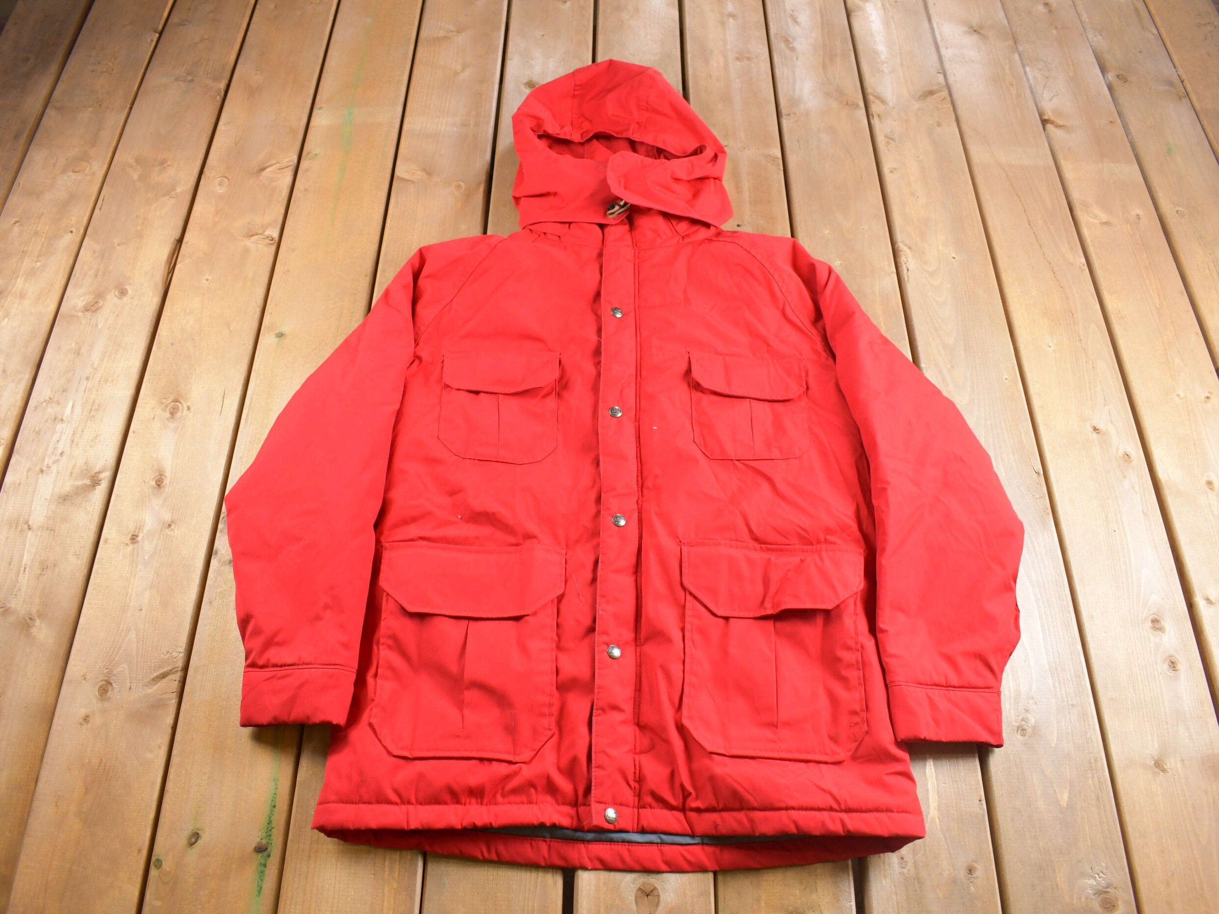 Vintage 1990s Woolrich hooded Winter Jacket