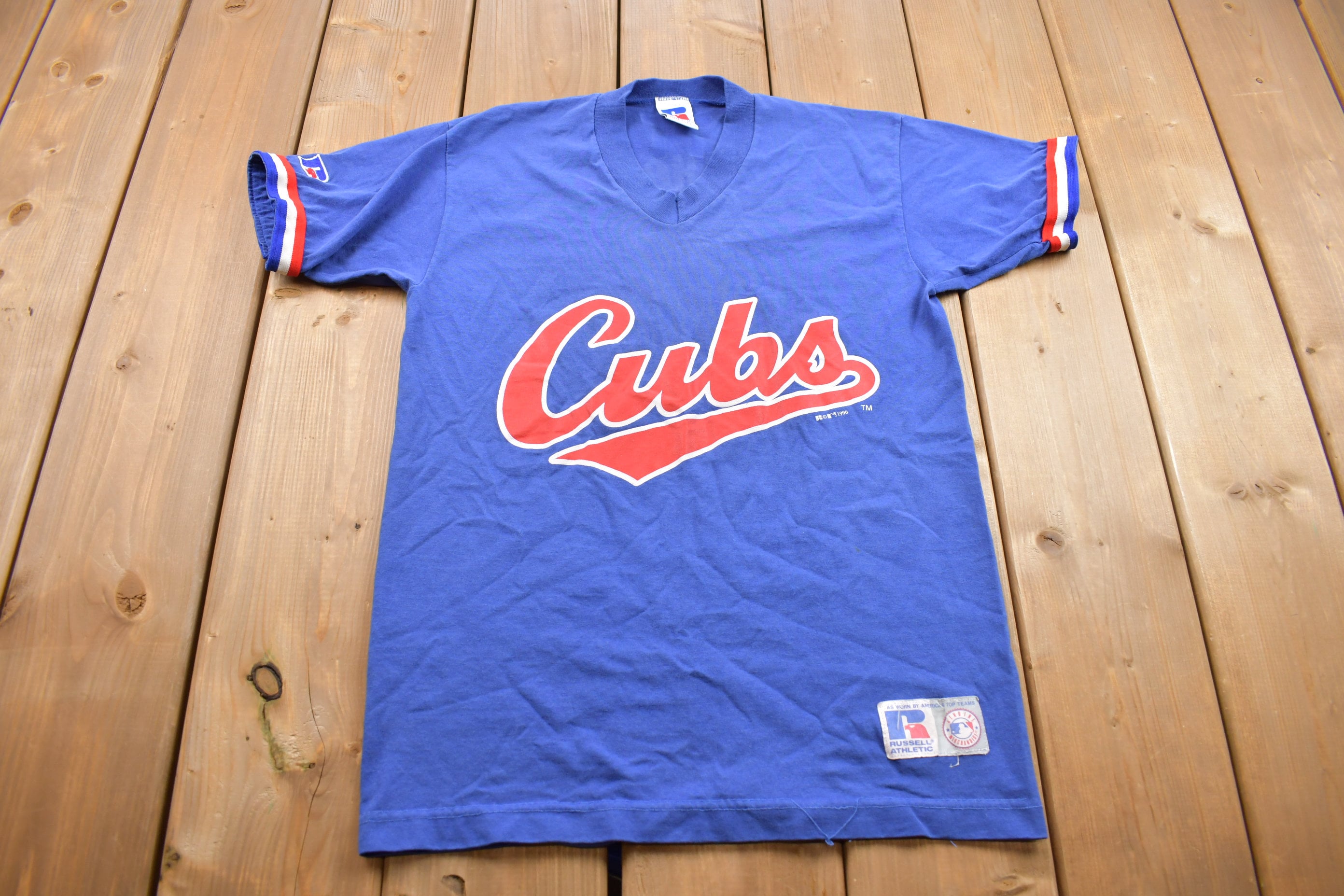 Vintage 1996 Russell Athletic Cubs Baseball T-Shirt