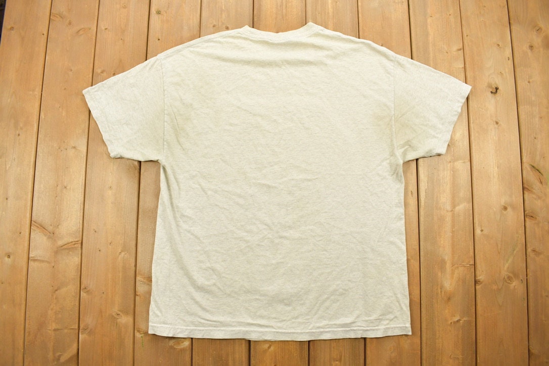 Vintage 1990s Funny Bear Themed Souvenir T Shirt