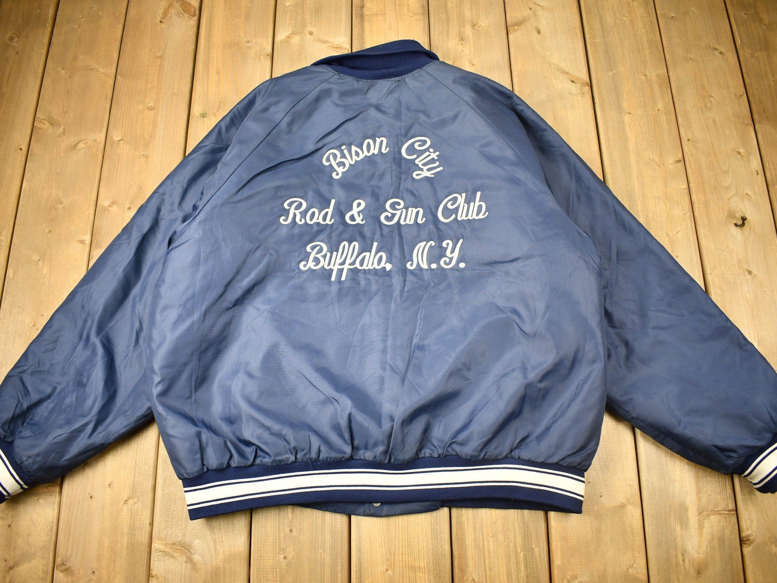 Vintage 1980s Bison City Rod & Gun Club Buffalo NY Satin Jacket