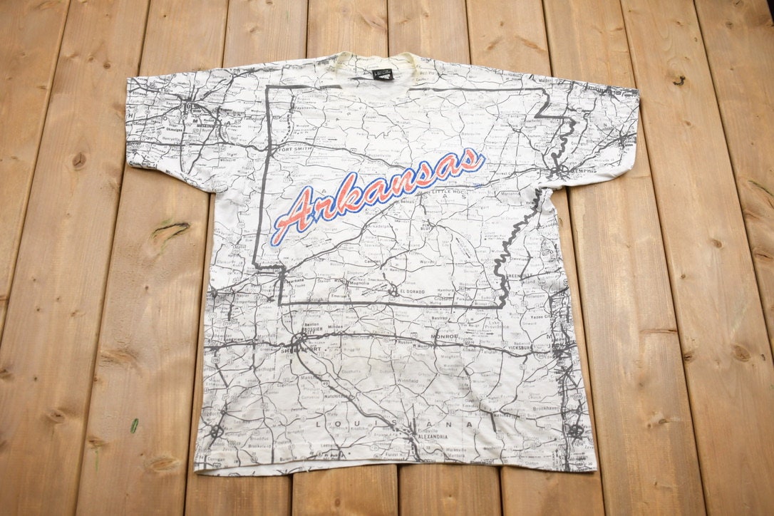 Vintage 1990s Arkansas All Over Print T-Shirt