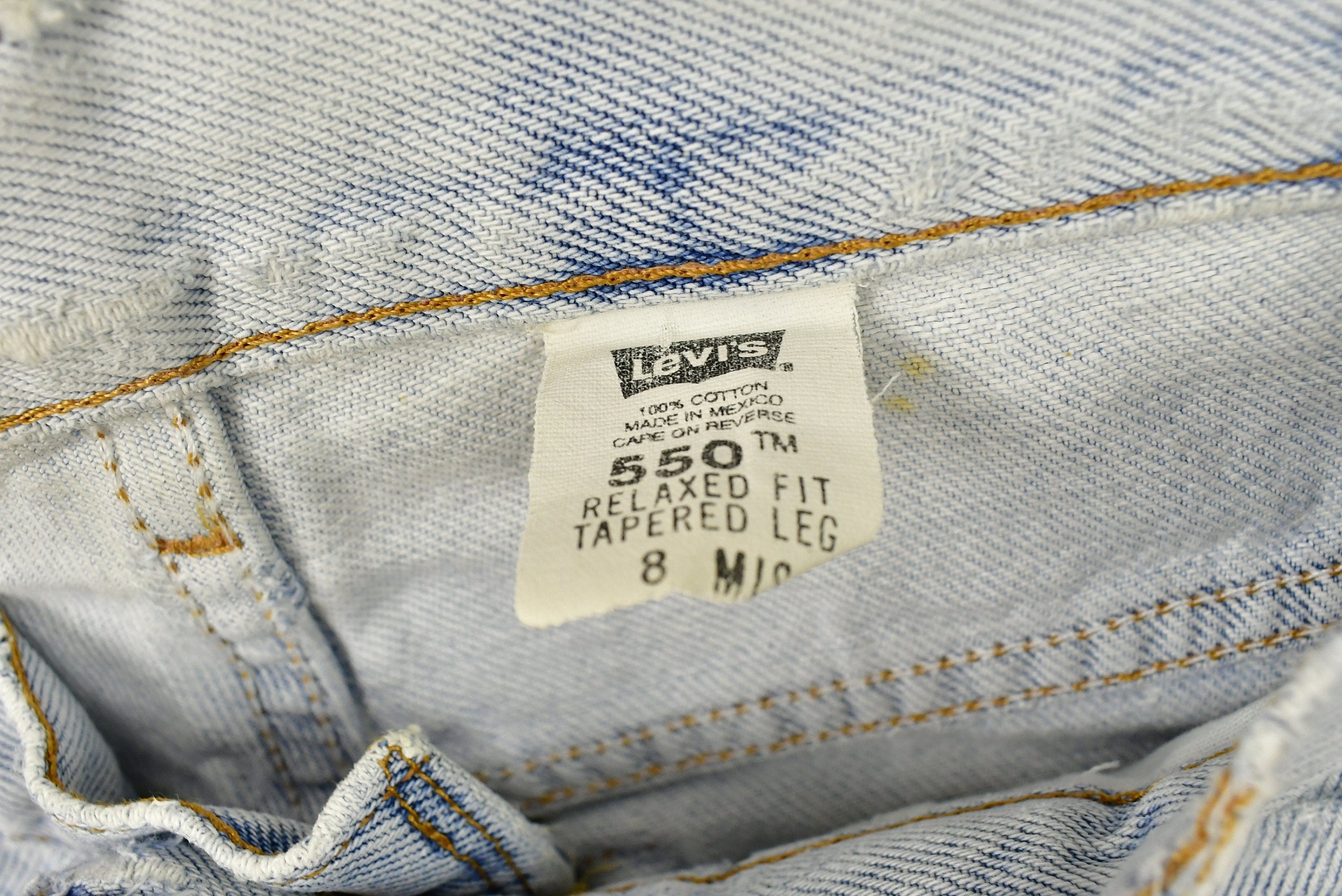 Vintage 90's Levi's 550 Red Tab Jeans Size 8 M