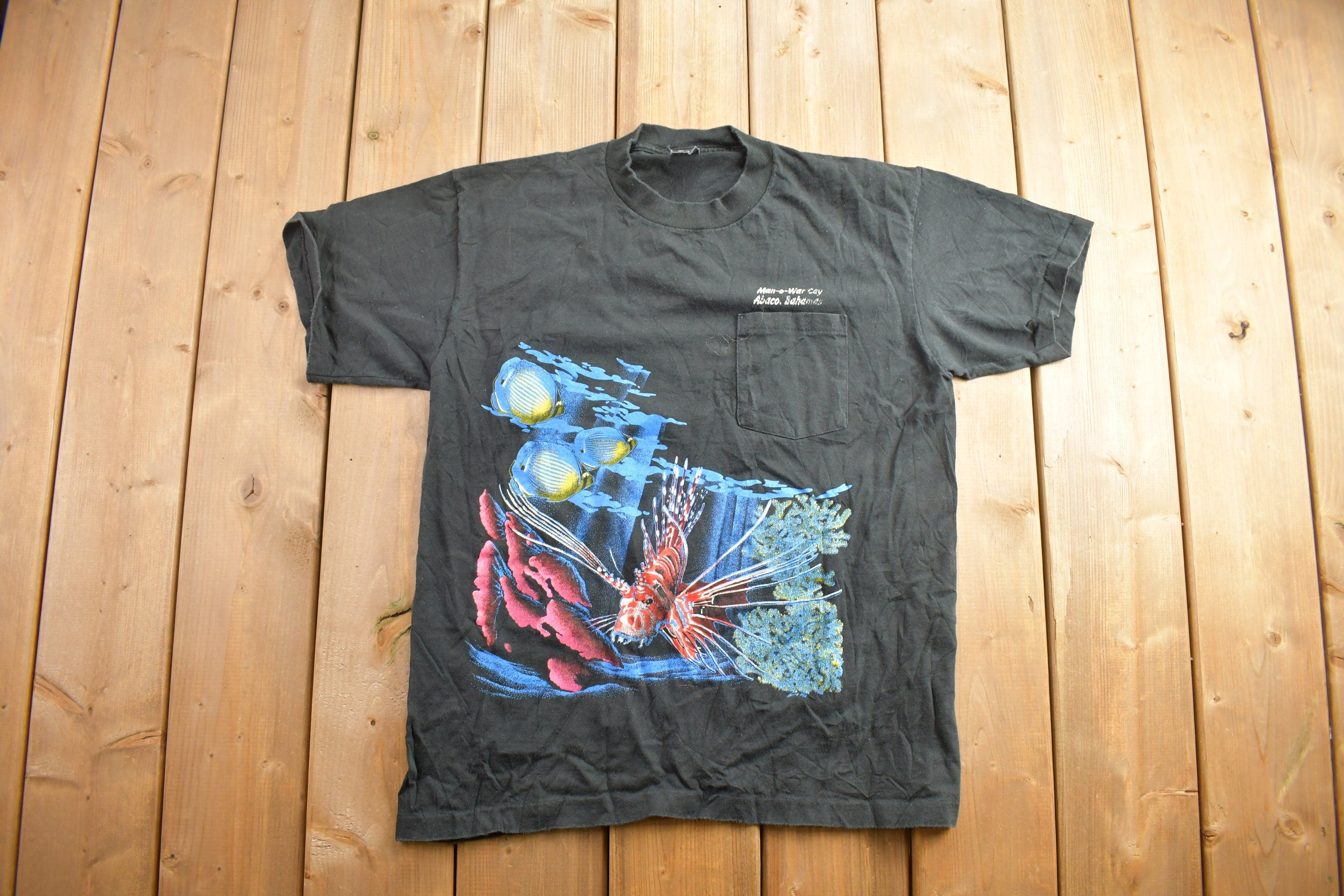 Vintage 1990s Bahamas Coral Reef Travel T-Shirt