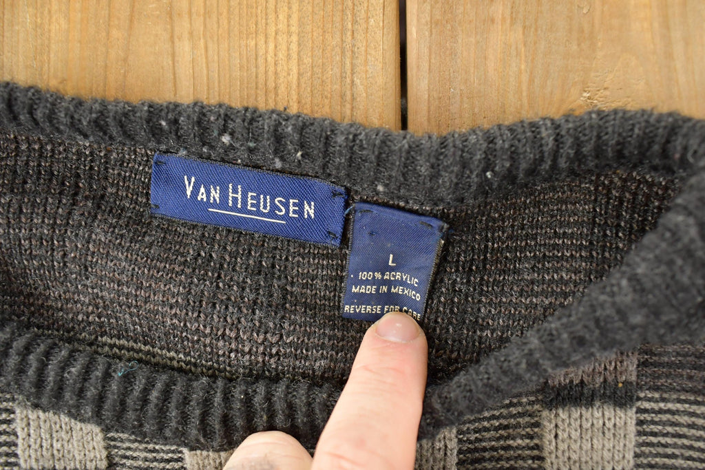 Vintage 1990s Van Heusen Knit Crewneck Sweater