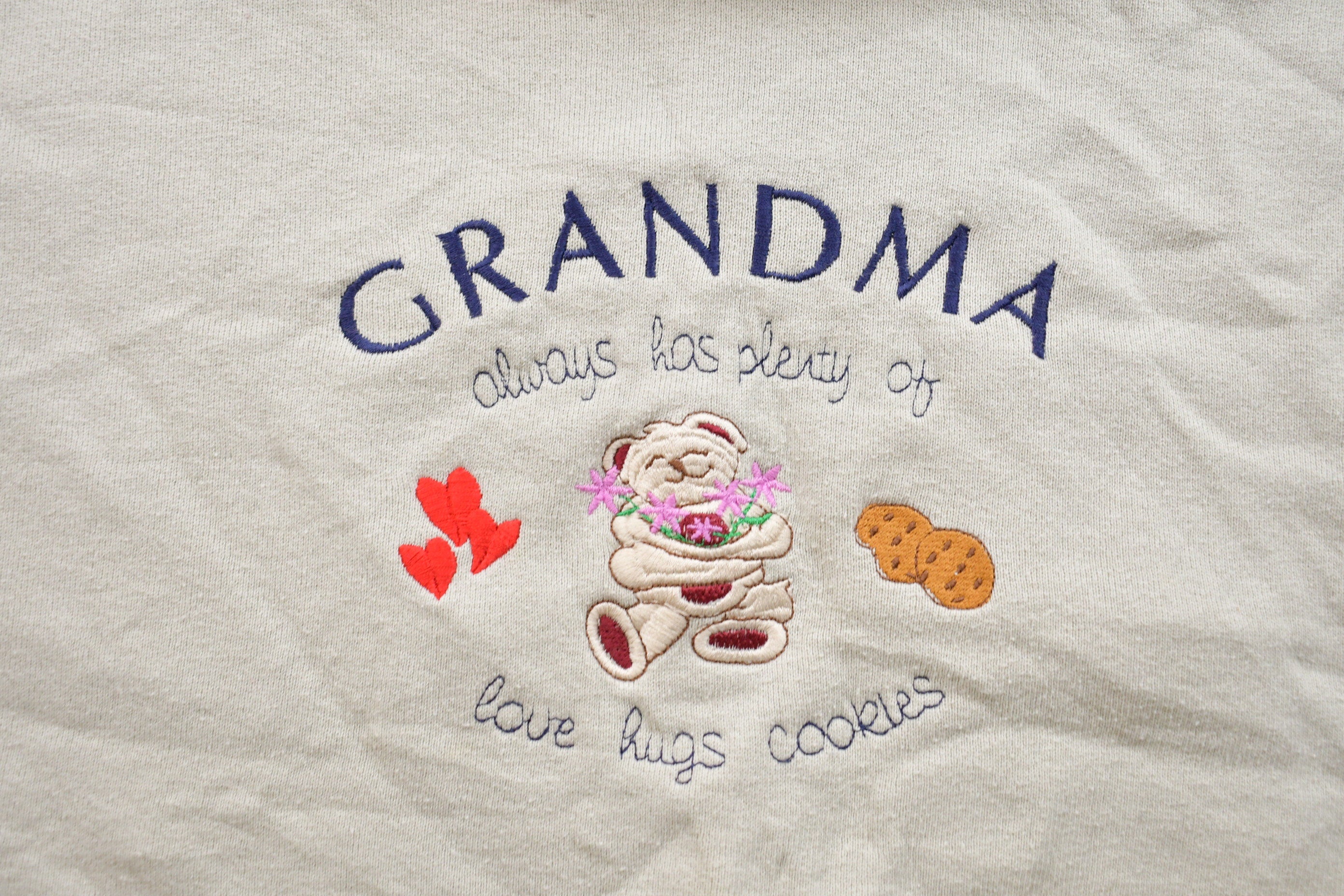 Vintage 1990s Cute Grandma Embroidered Collared Sweatshirt