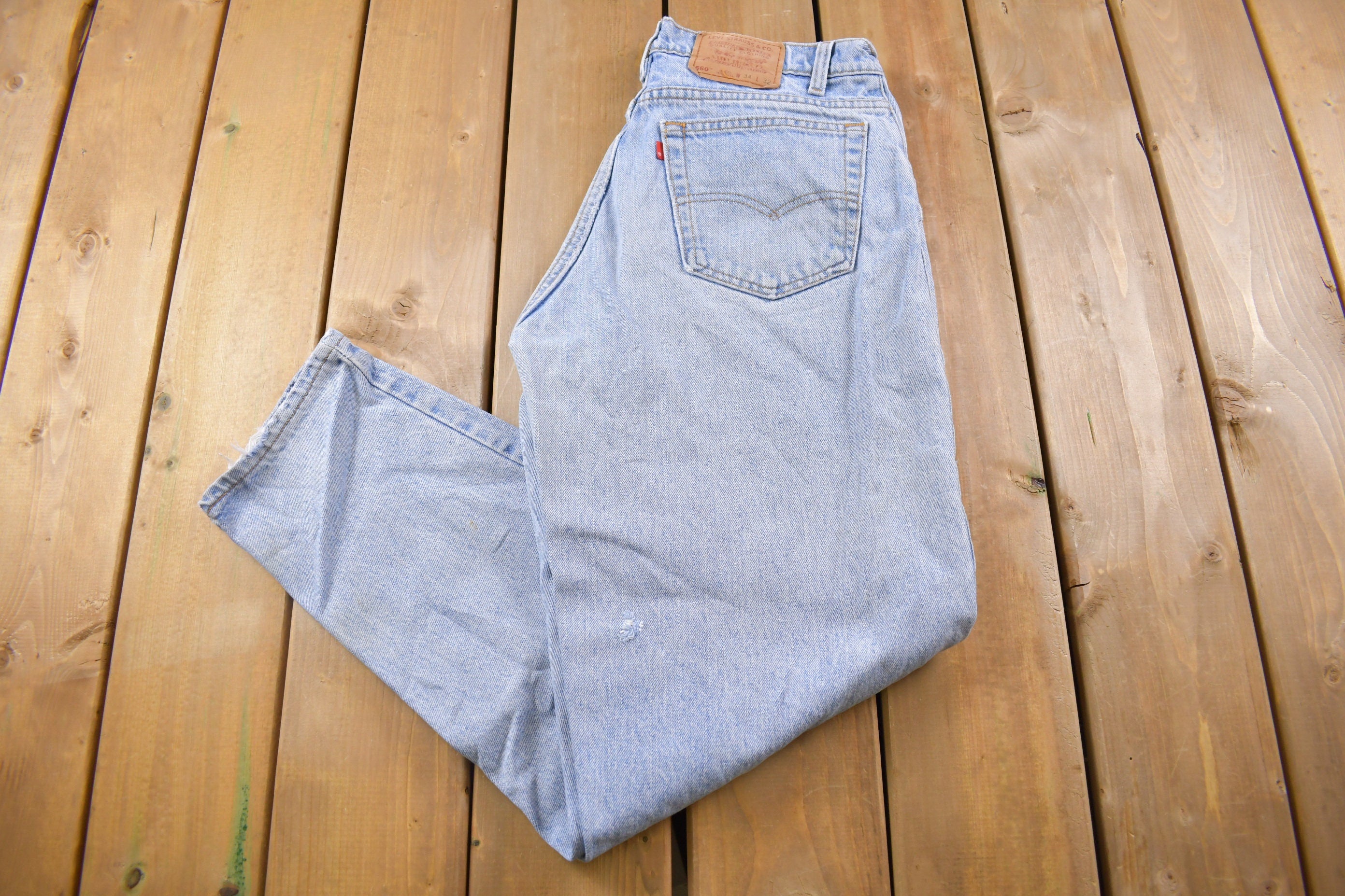 Vintage 1990s Levi's 560 Red Tab Jeans Size 32 x 31