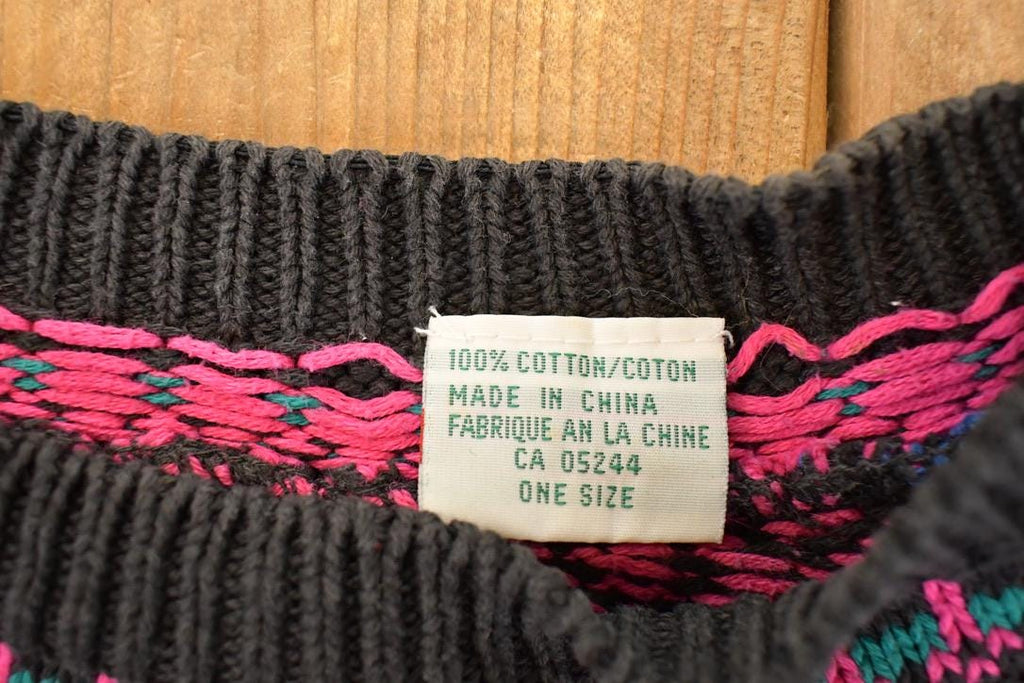 Vintage 1990s Snowflake Striped Knit AOP Crewneck Sweater Women's XL