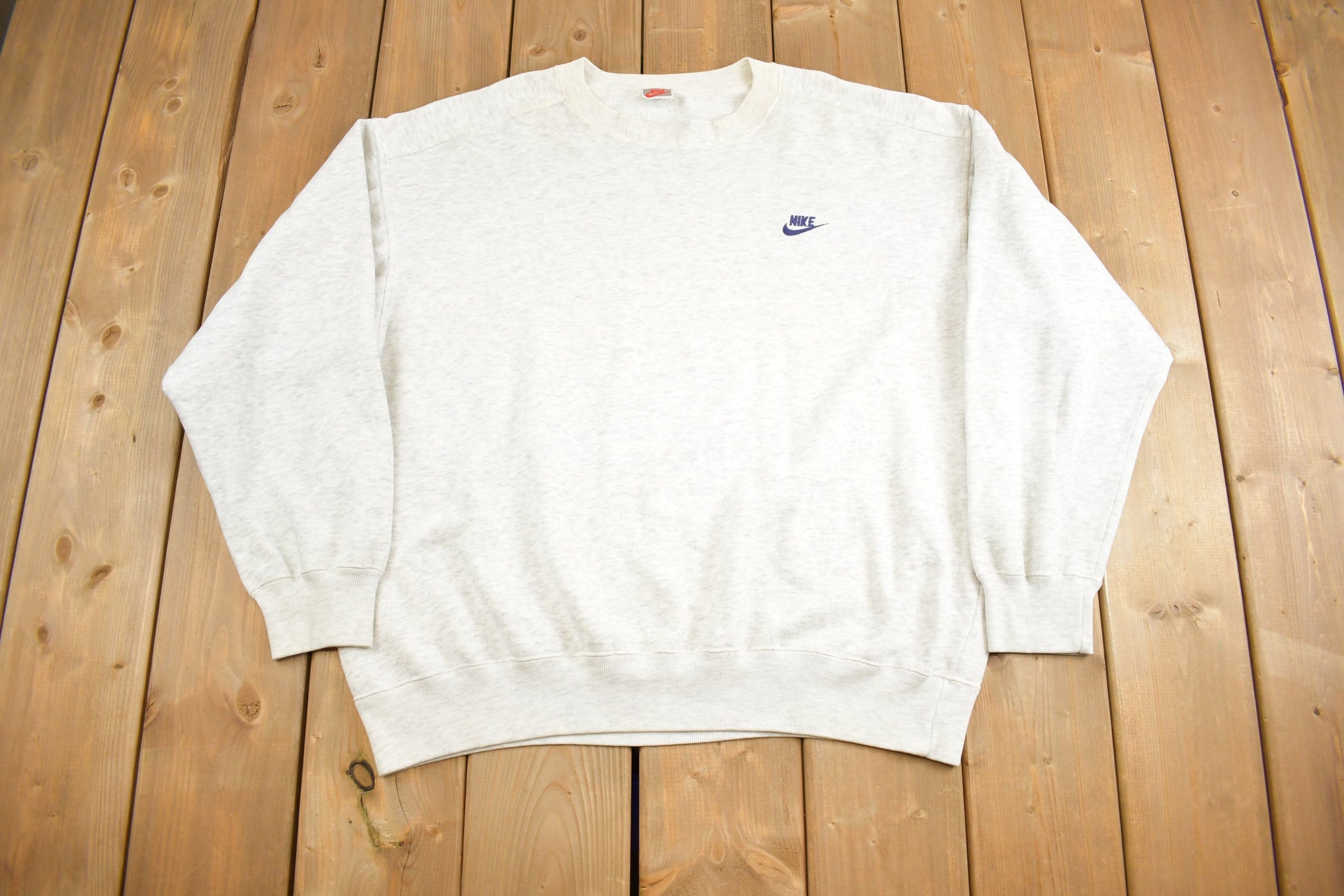 Vintage 1990s Nike Grey Tag Mini Logo Crewneck Sweatshirt / Vintage Nike / Sportswear / Streetwear / Made In USA