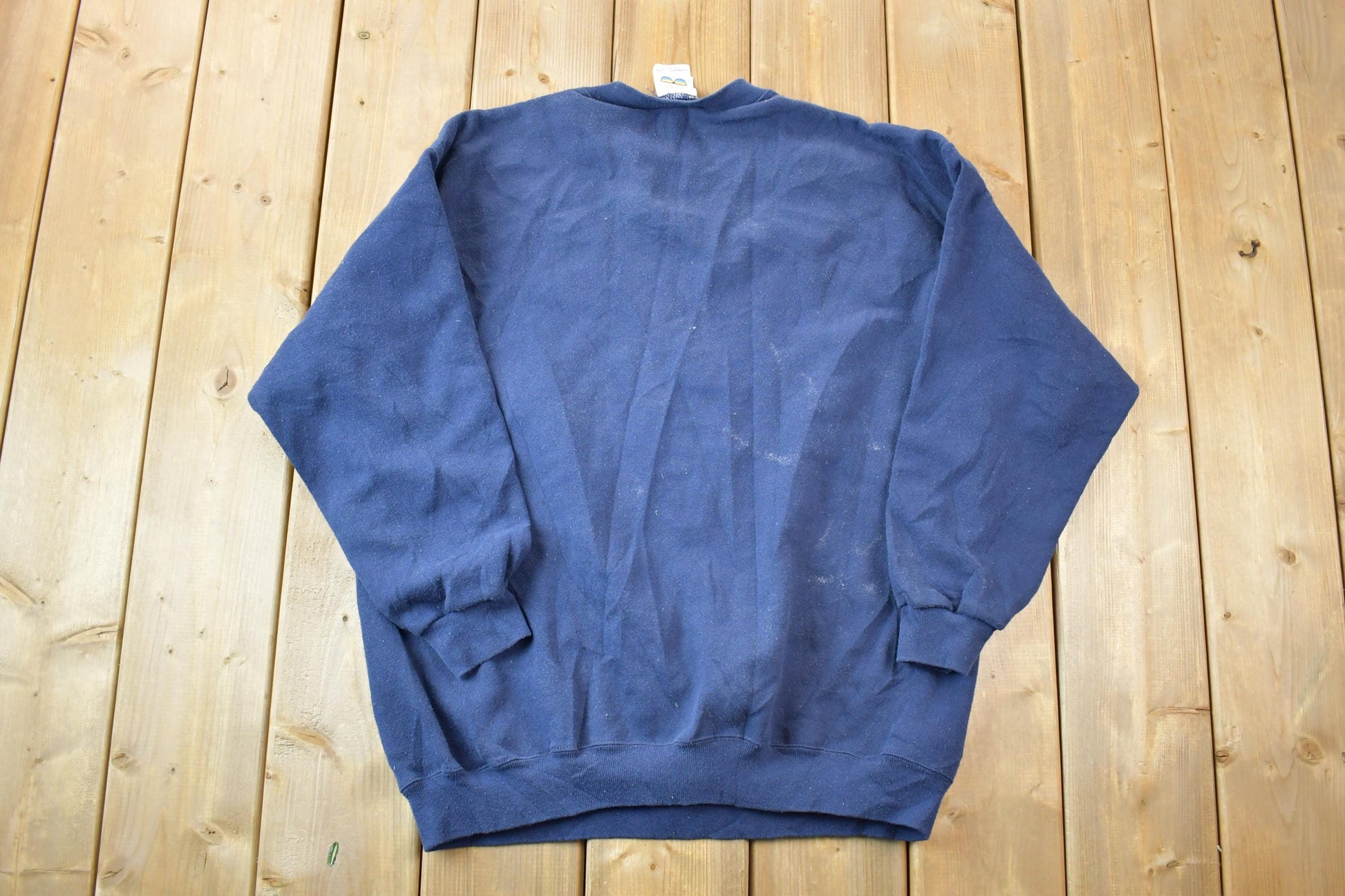 Vintage 1990s 20/20 Blank Blue Crewneck Sweatshirt / 90s Crewneck / Made In USA / Streetwear / Embroidered