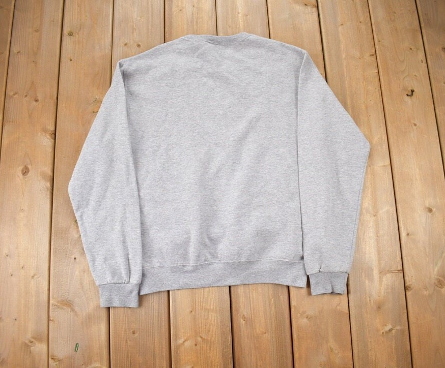 Vintage 1990s Disneyland Resort Mickey Mouse Crewneck / Vintage Sweatshirt / Vintage Disney / Mickey / Disney