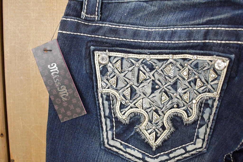 Vintage Deadstock Y2K Miss Me Bedazzled Low Rise Jeans Women's Size 26x31