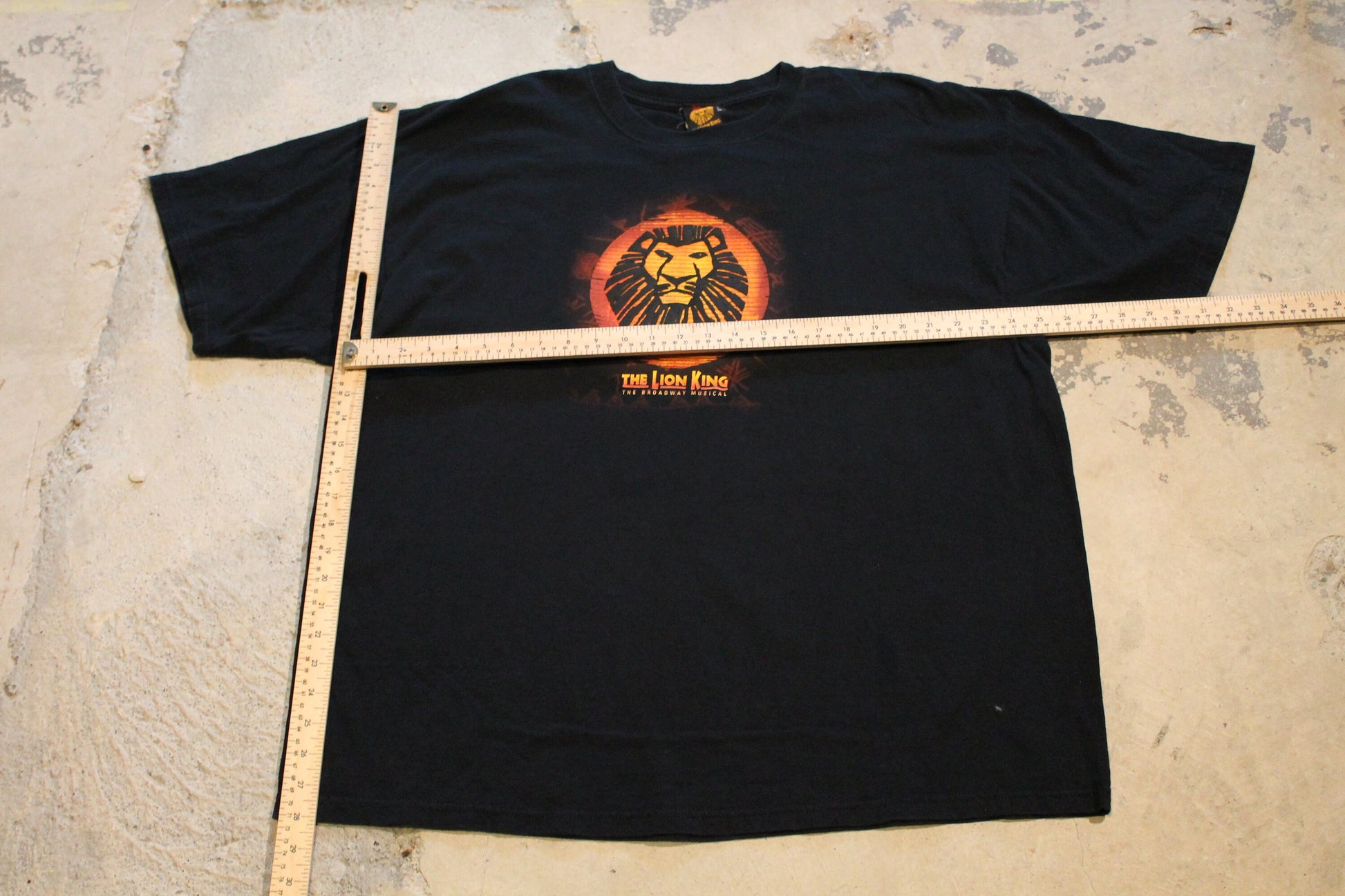 Vintage 1990s Disney The Lion King Musical Promo Graphic T Shirt / Movie Print / Theatre Graphic / The Broadway Musical