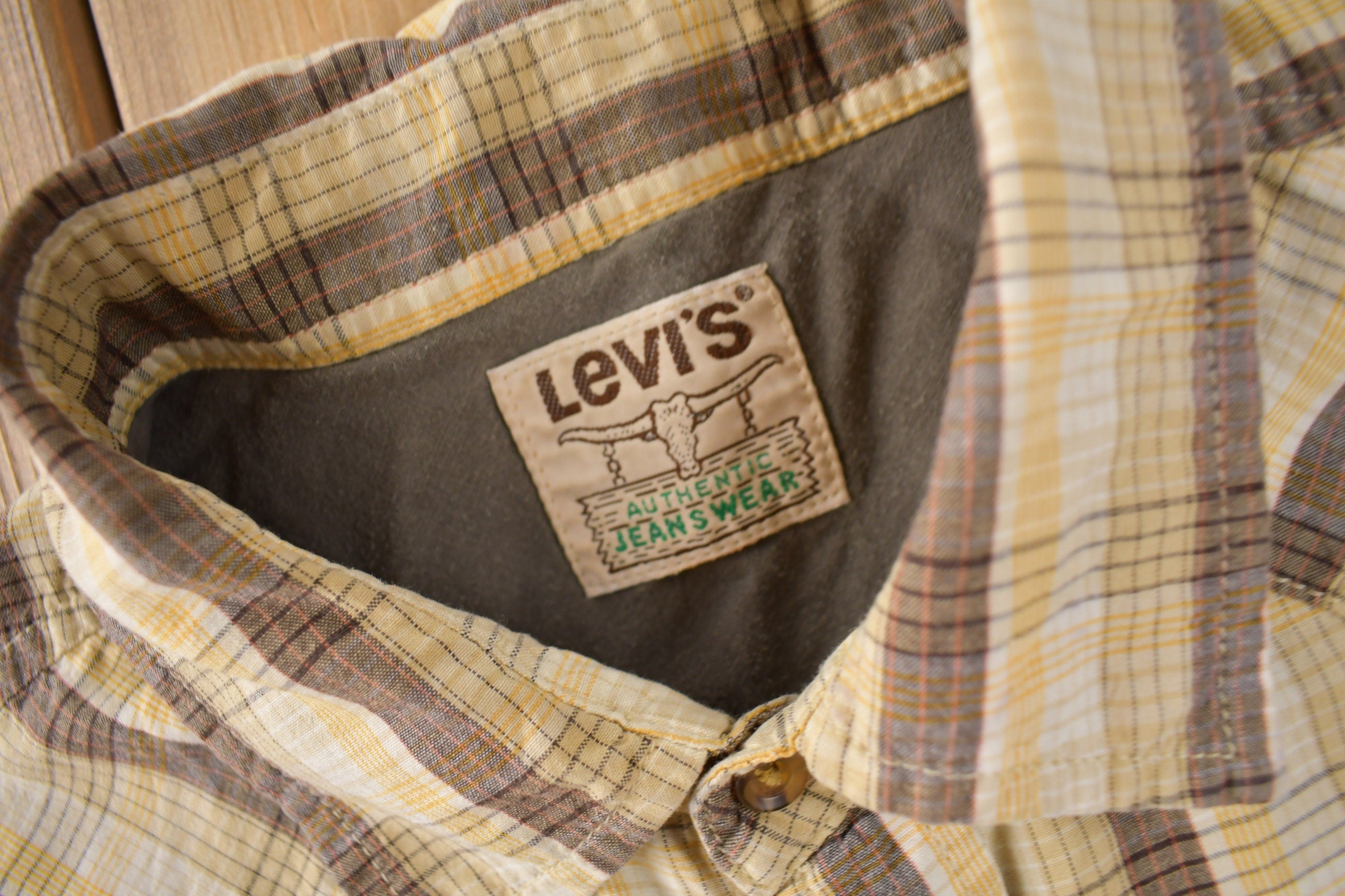 Vintage 1990s Levi's Western Wear Pearl Snap Plaid Short Sleeve Button Up Shirt Size M