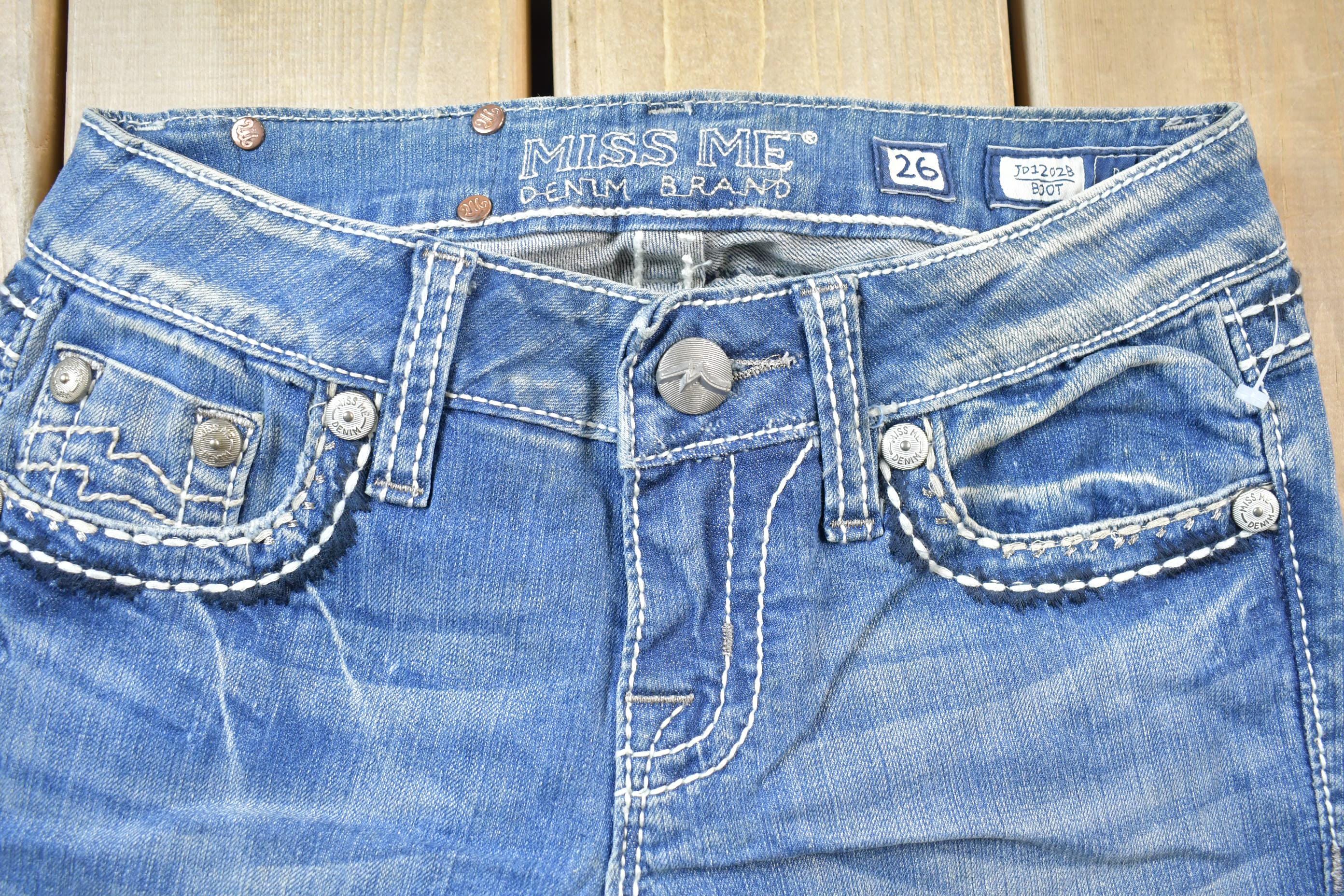 Vintage Y2K Miss Me Bedazzled Low Rise Jeans Size 26x33